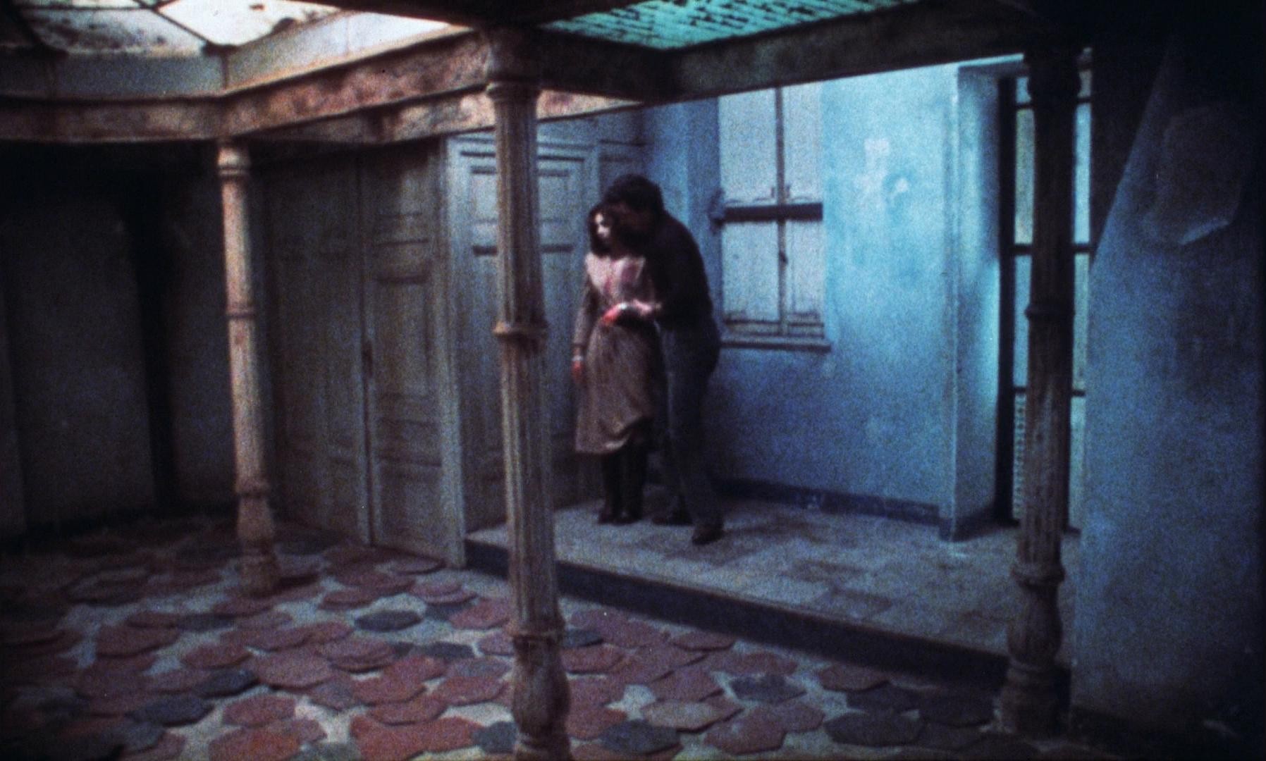 Burial Ground (1985) —  shot,  lighting