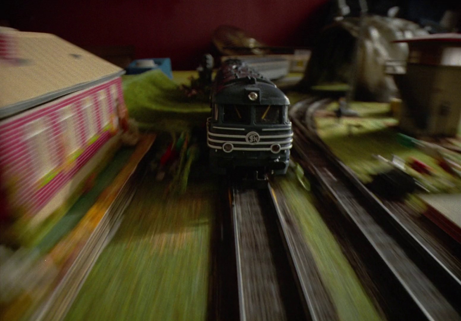 Walygator (2022) —  shot,  lighting