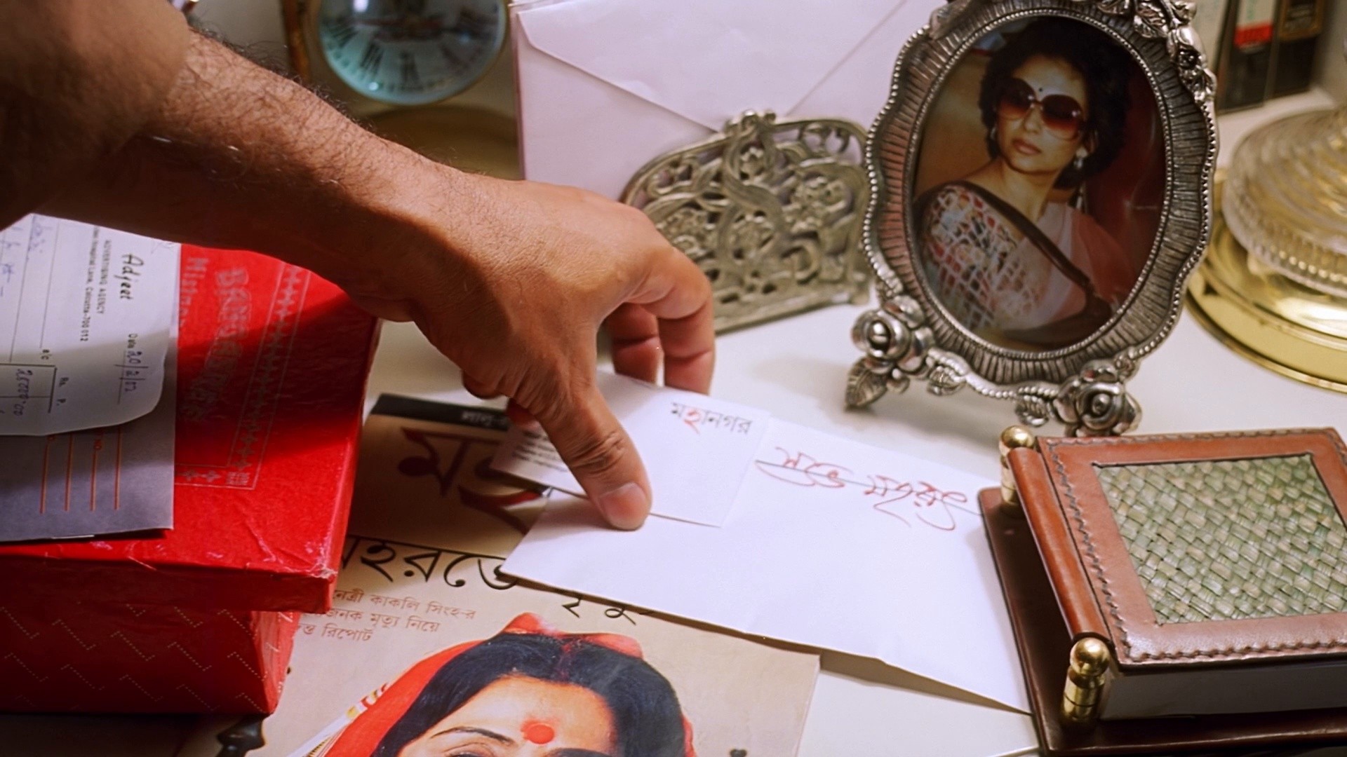 Shubho Mahurat (2003) —  shot,  lighting