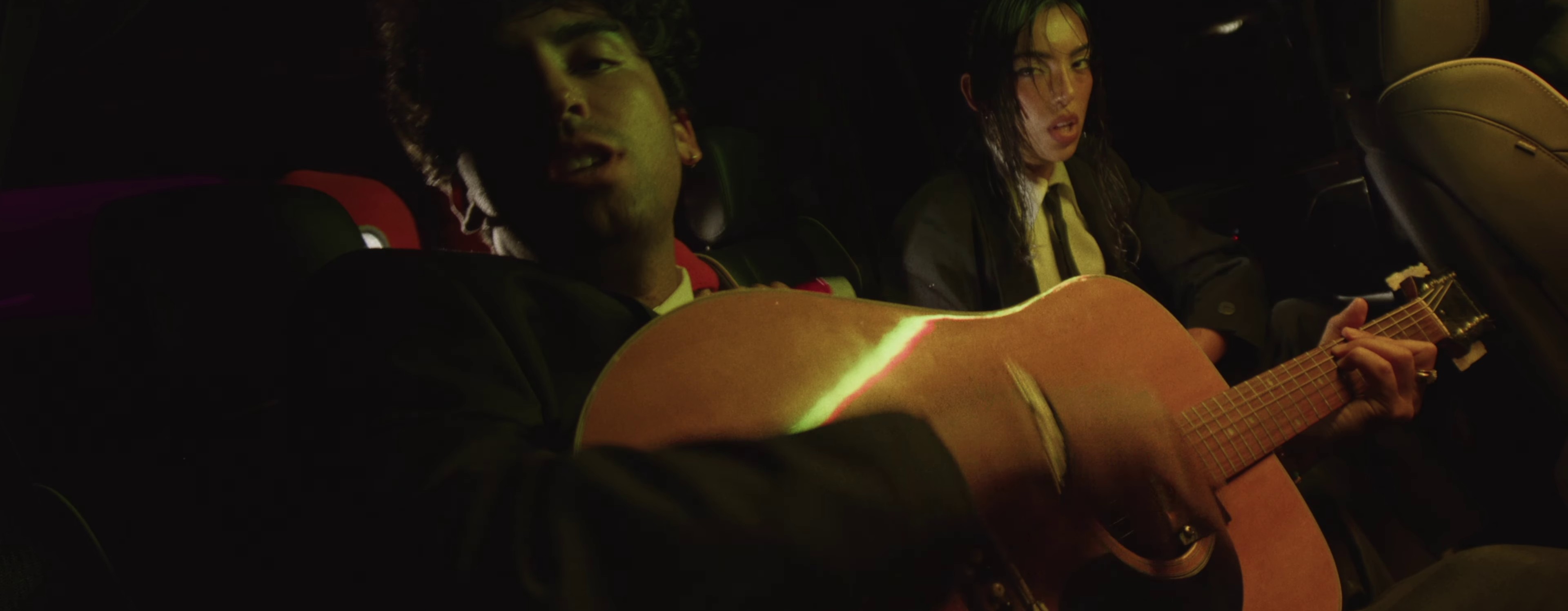 Self destruct (2023) —  shot,  lighting