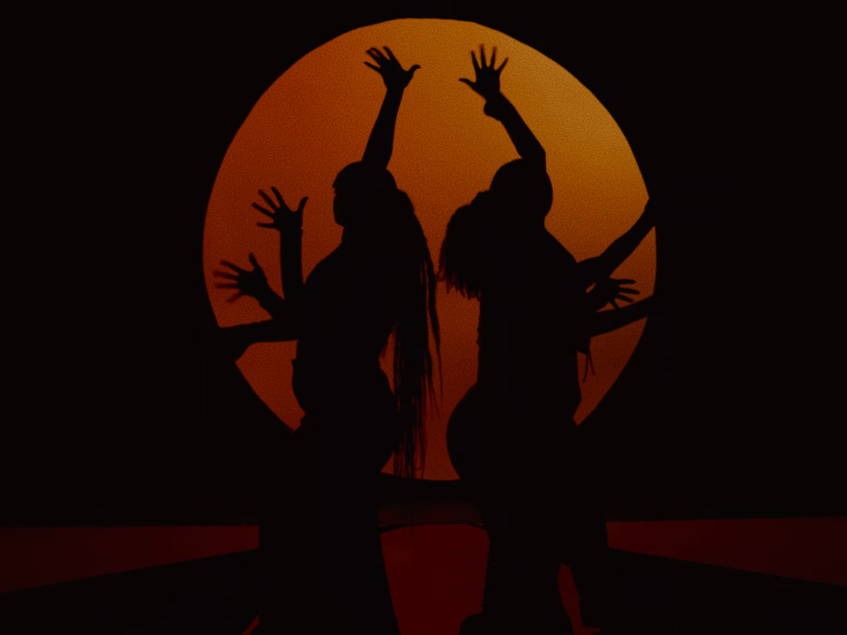 Beggin' (2024) —  shot,  lighting