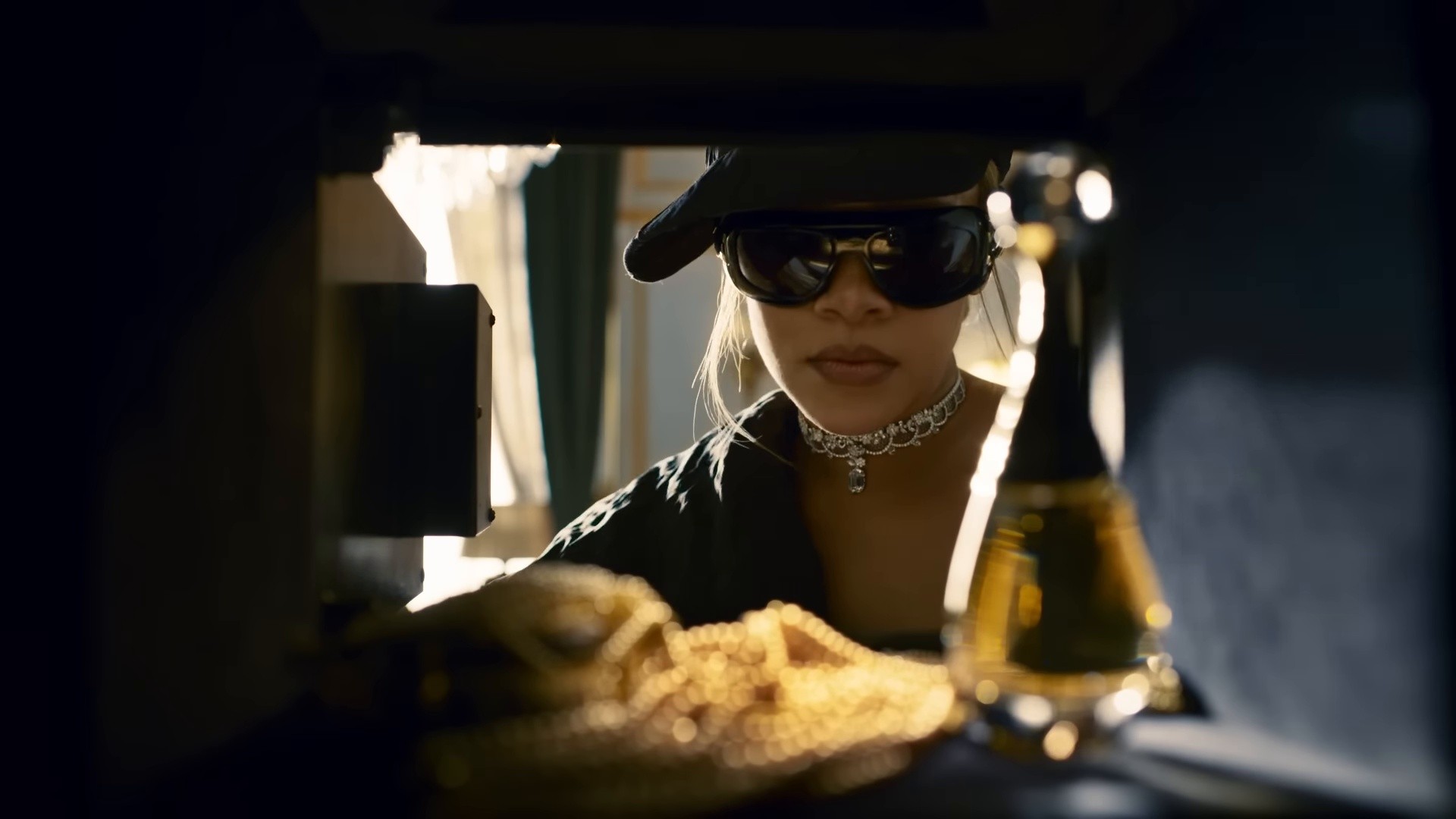 J'ADORE, THE OFFICIAL DIRECTOR'S CUT BY STEVEN KLEIN (2025) —  shot,  lighting