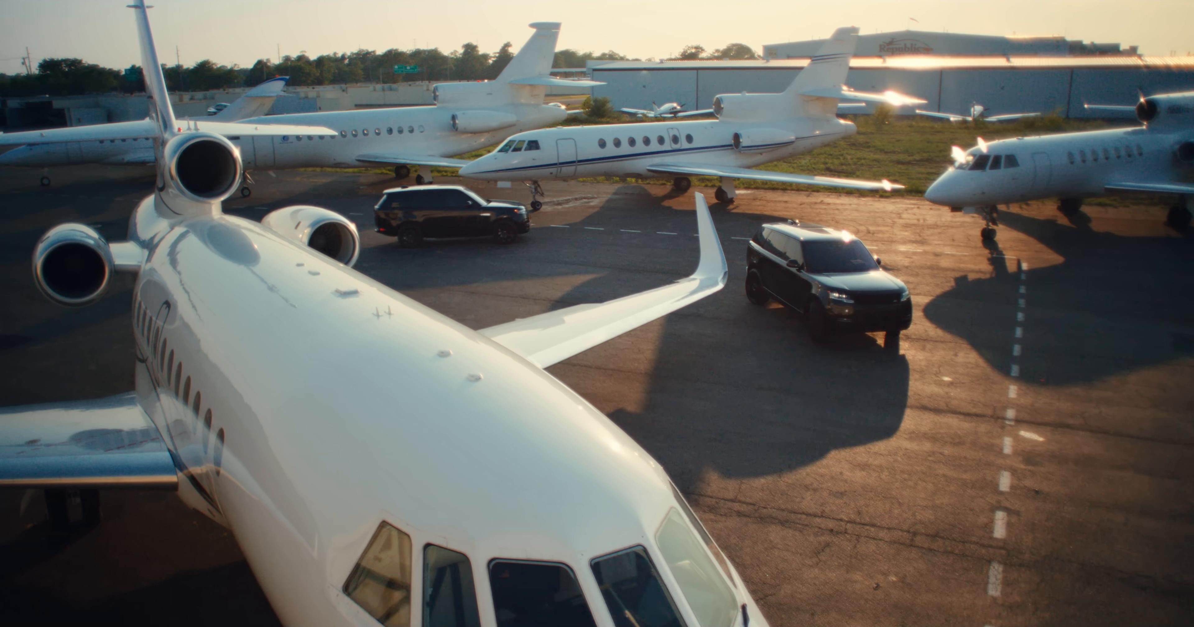 Imaginary Playerz (2025) —  shot,  lighting