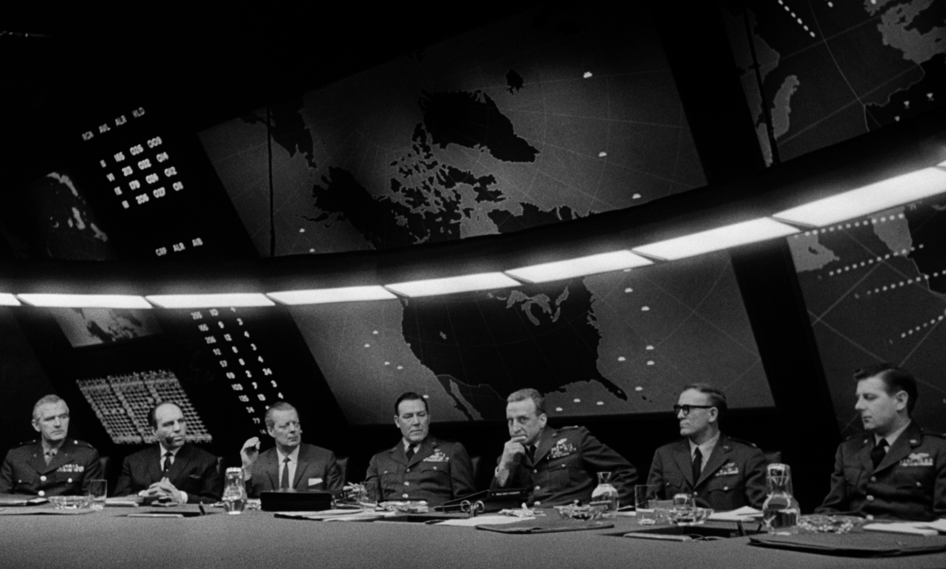 Dr. Strangelove or: How I Learned to Stop Worrying and Love the Bomb (1964) —  shot,  lighting