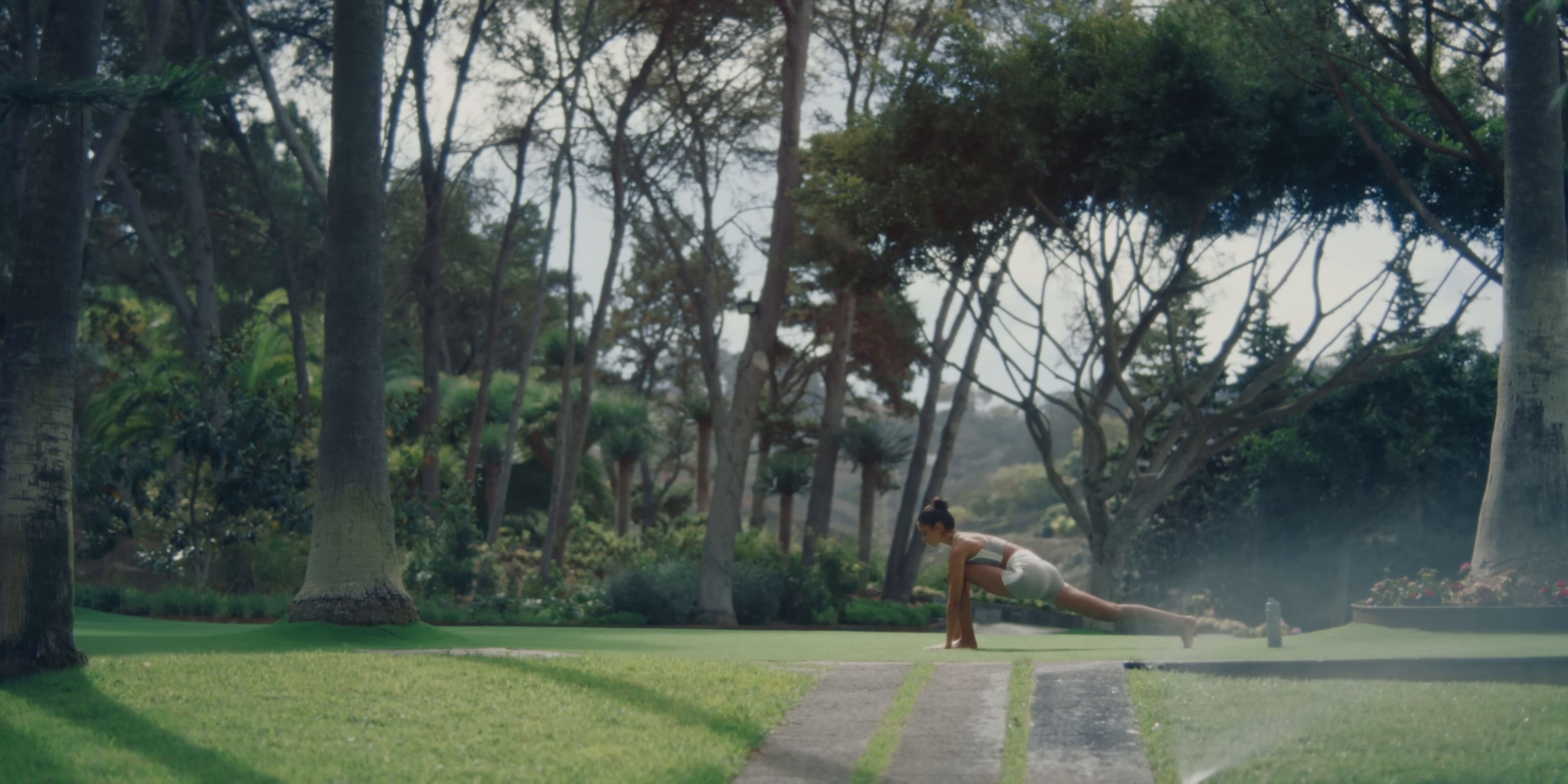 KASSANDRA (2024) —  shot,  lighting