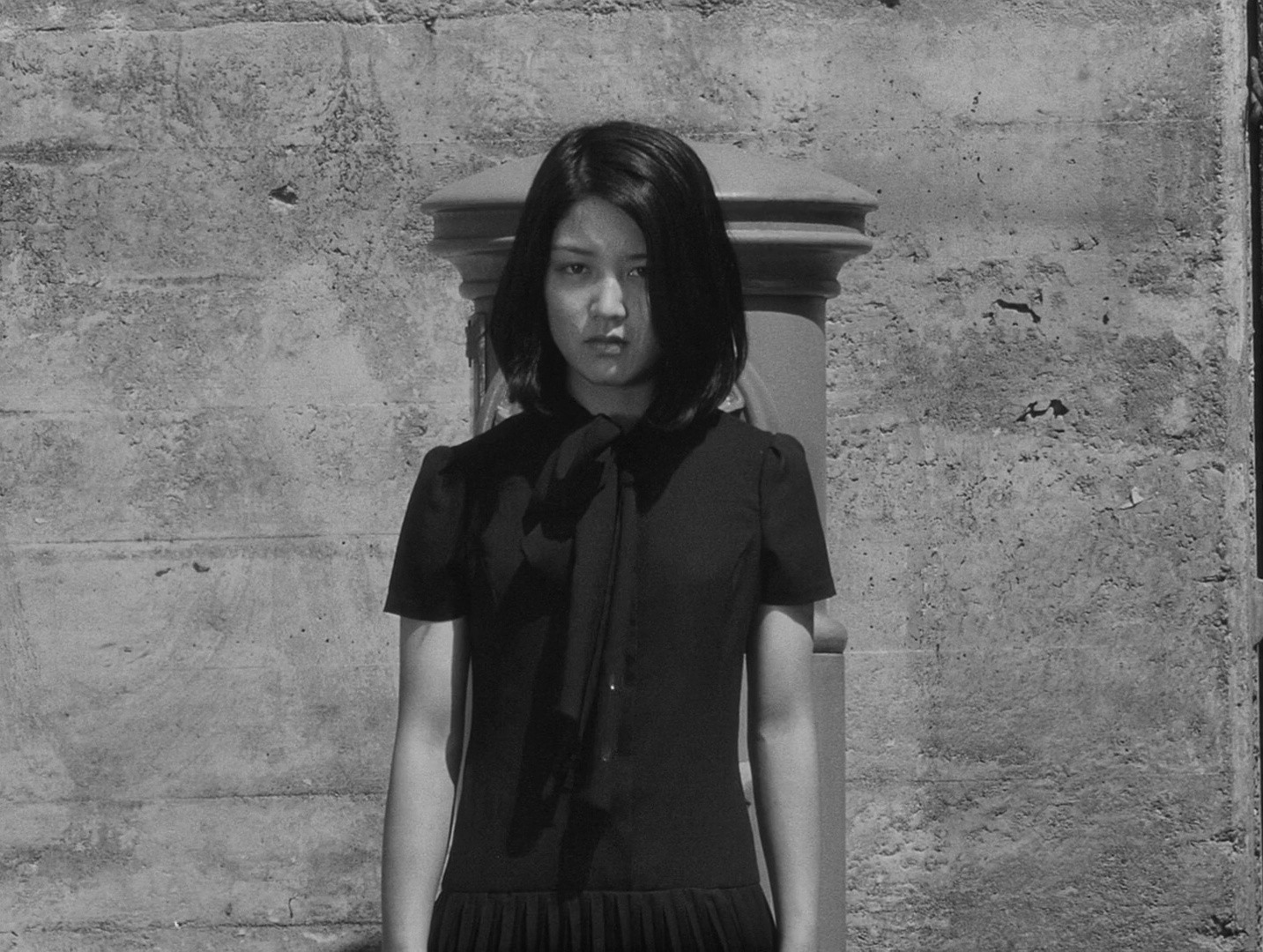 The Man Who Left His Will on Film (1970) —  shot,  lighting