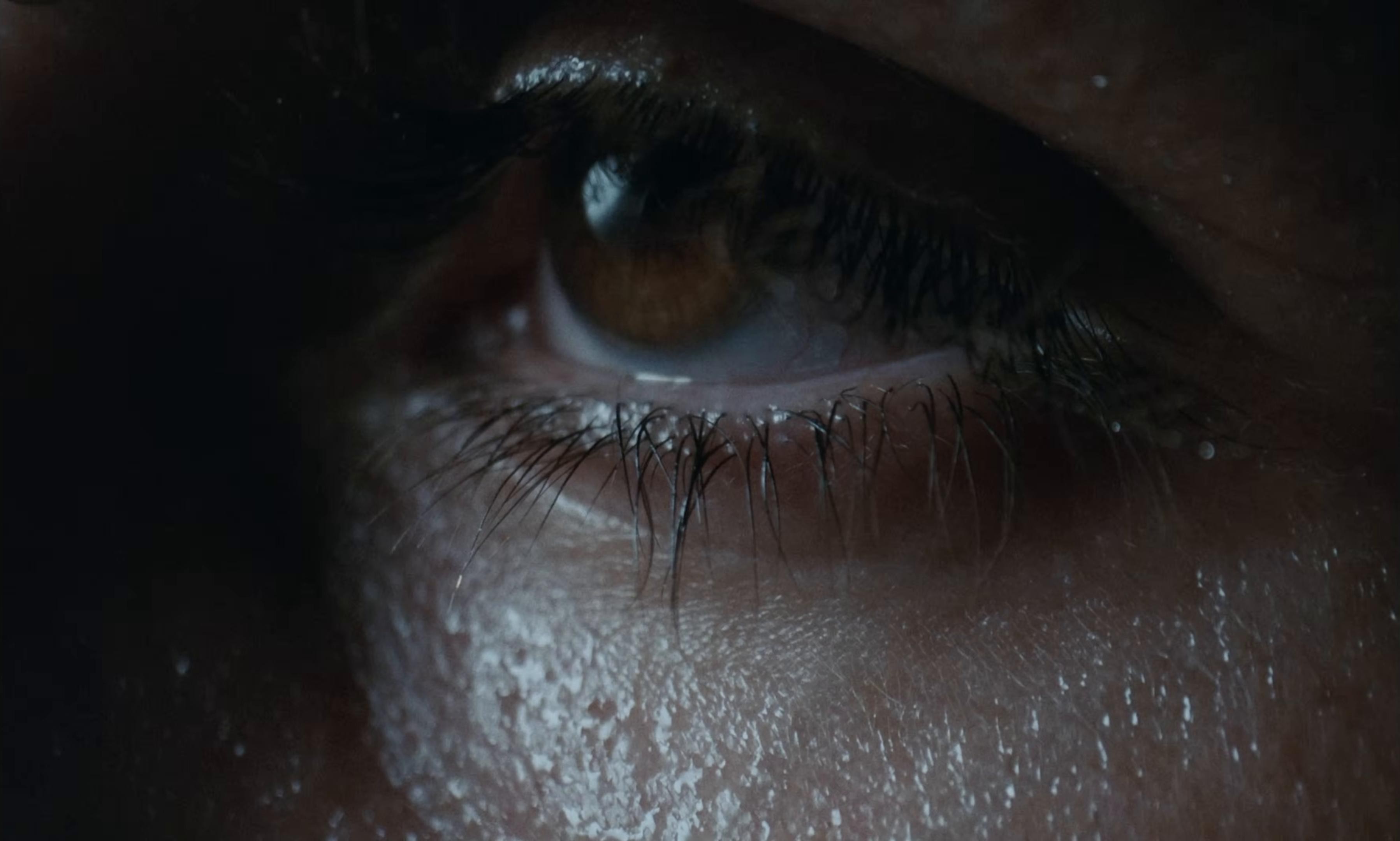 INNER ESCAPE  (2025) —  shot,  lighting