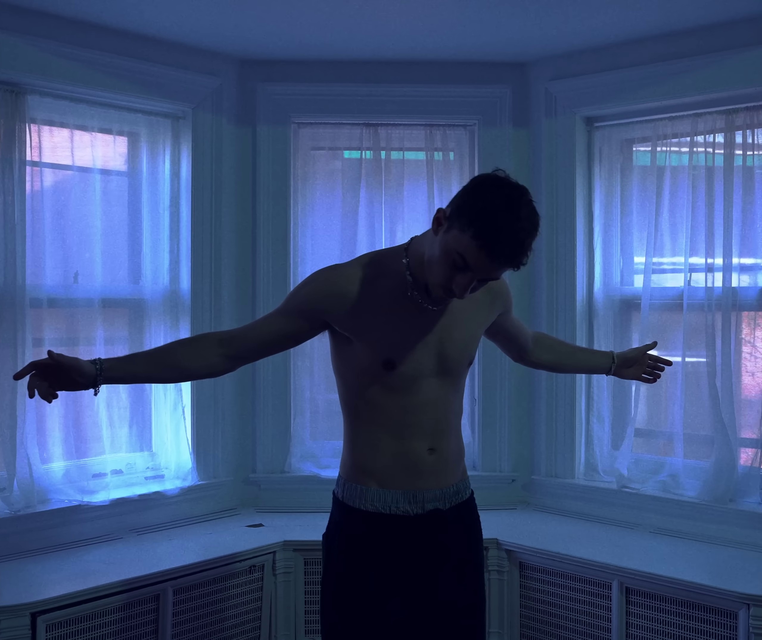 2000's (2024) —  shot,  lighting