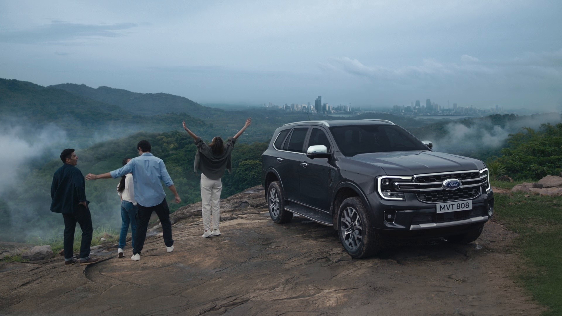 Everest : Ford (2024) —  shot,  lighting