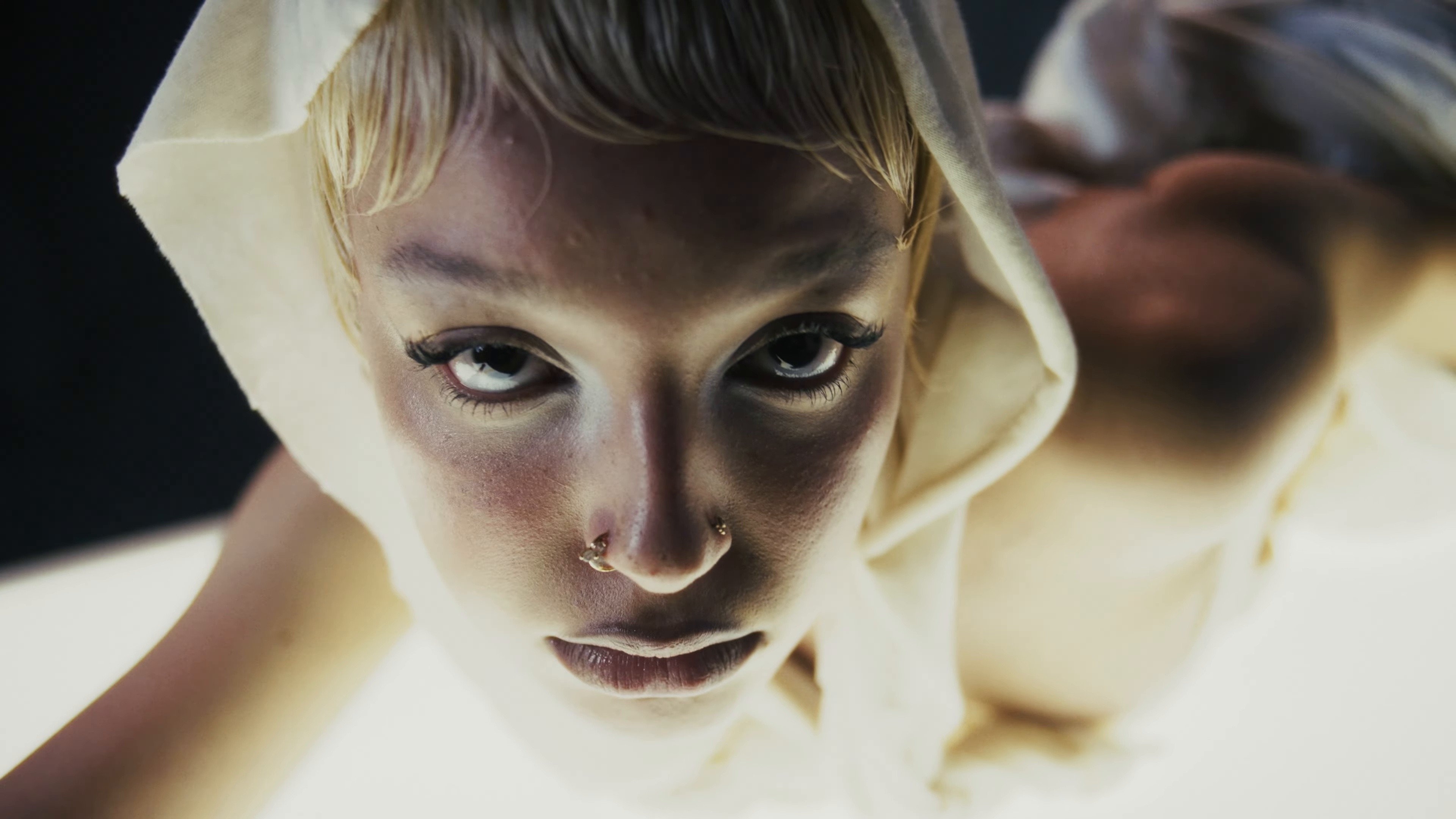 LOMELAVAL (2026) —  shot,  lighting