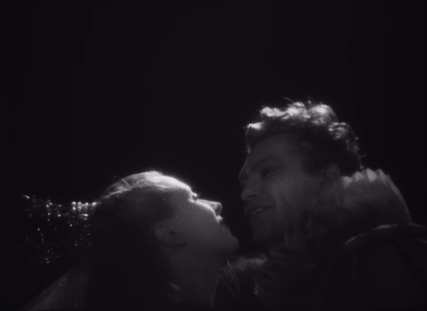 Beauty and the Beast (1946) —  shot,  lighting