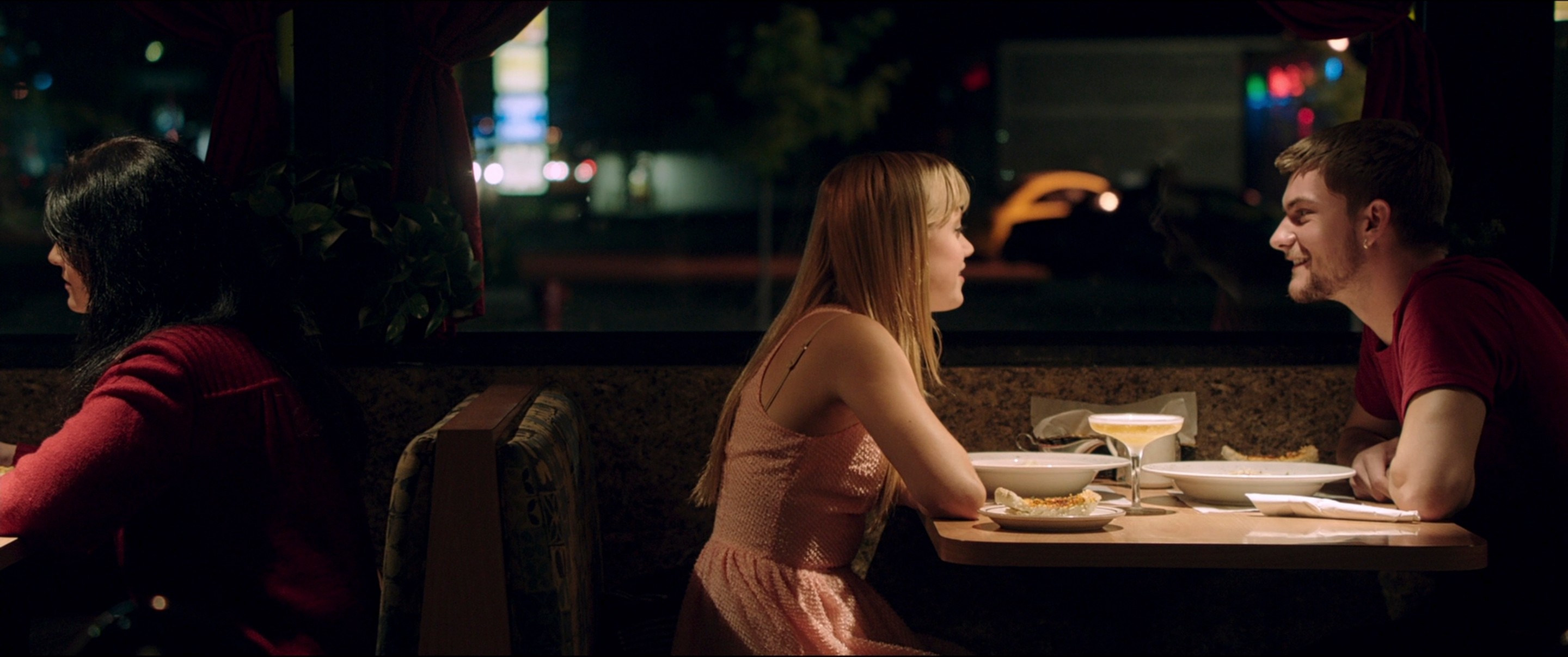 It Follows (2014) —  shot,  lighting