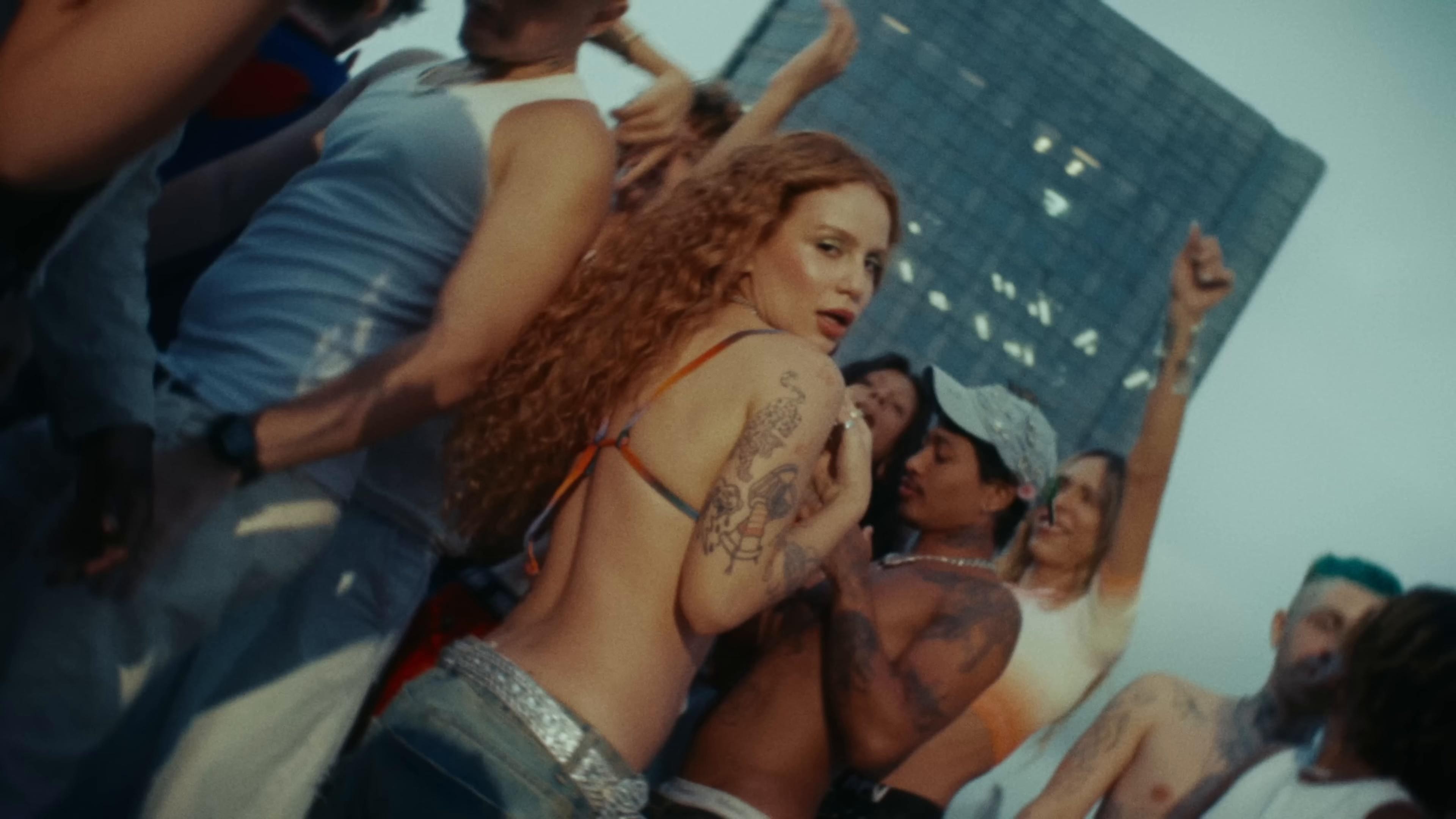 TE AMO SEM CULPA (2025) —  shot,  lighting