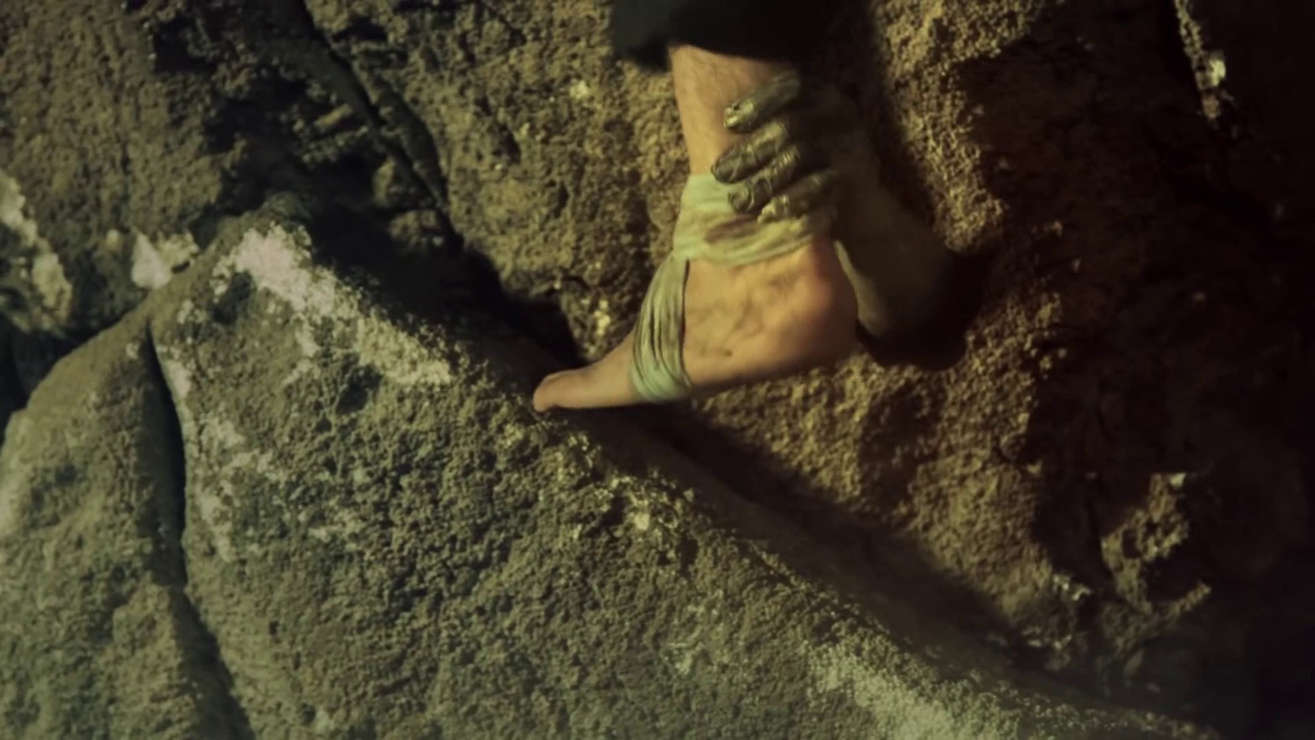 Can't Stop Me Now (2010) —  shot,  lighting