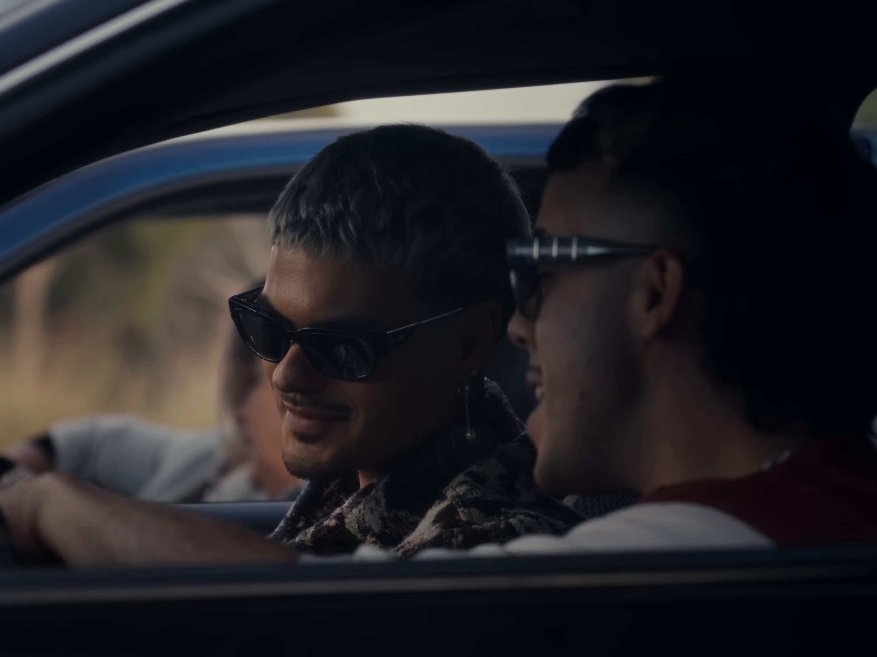 RAYO DE LUZ (2025) —  shot,  lighting