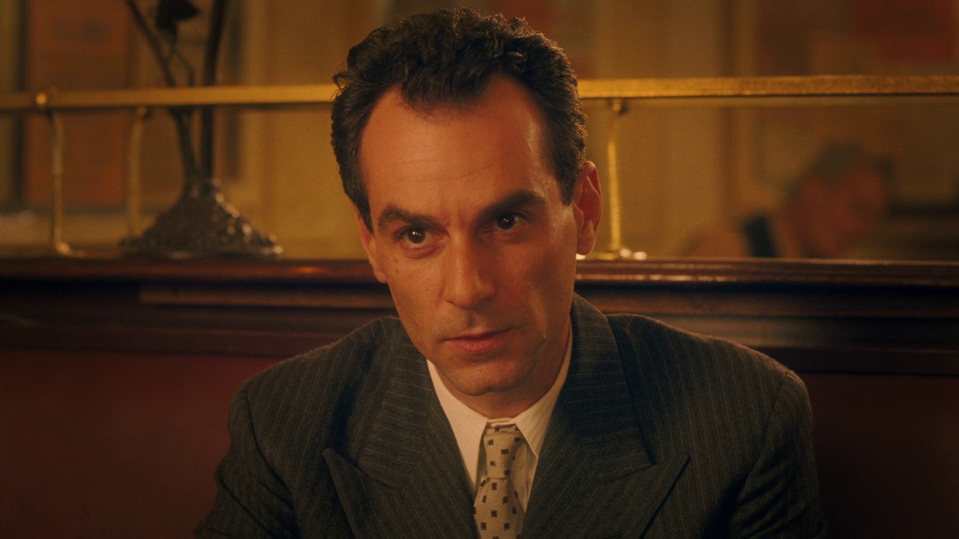 Midnight in Paris (2011) —  shot,  lighting