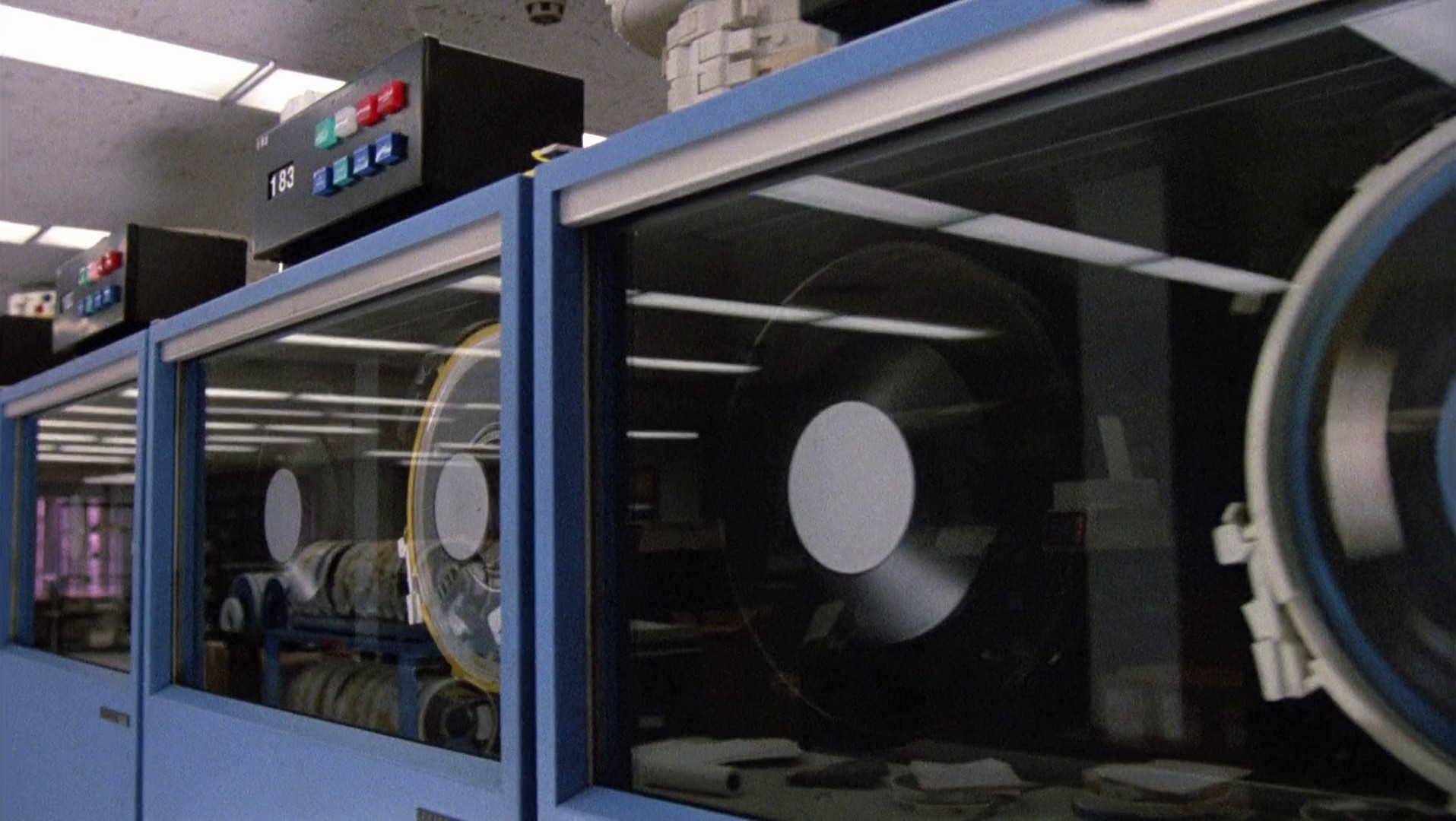 Power (1986) —  shot,  lighting