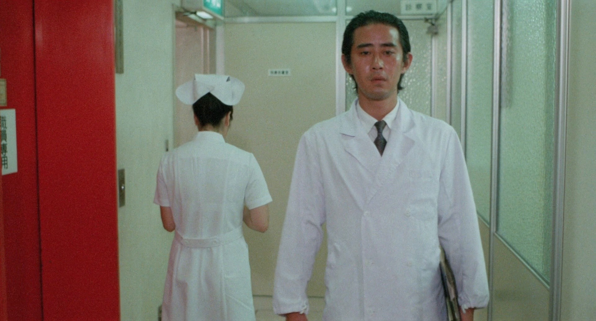 Hentai byôtô: Hakui seme (1988) —  shot,  lighting