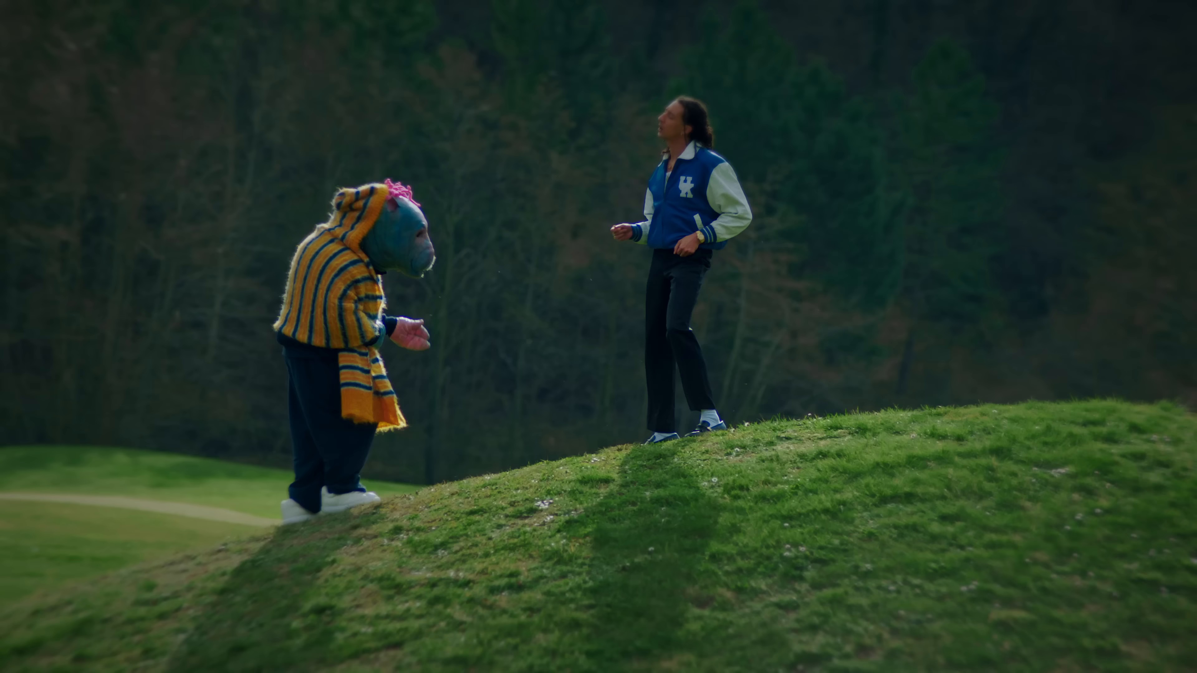 CASA MIA (2024) —  shot,  lighting