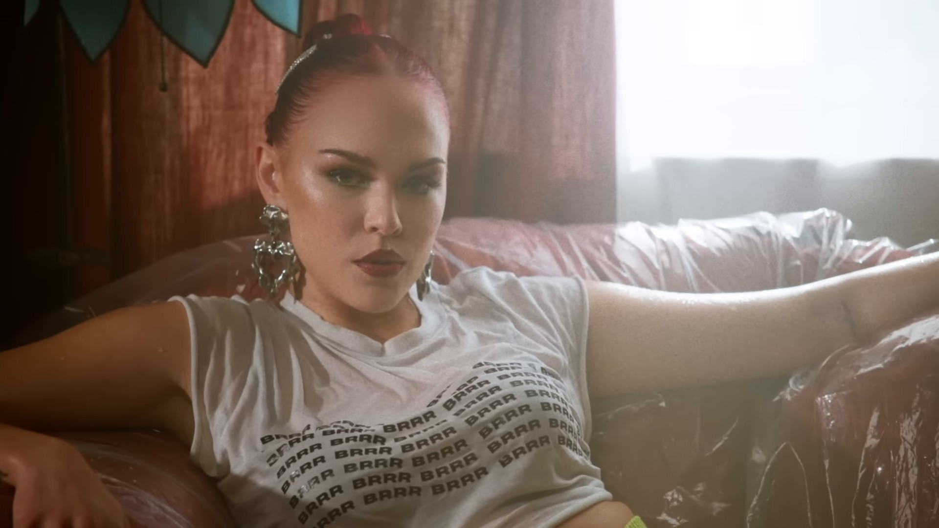 Summer so hot (2024) —  shot,  lighting