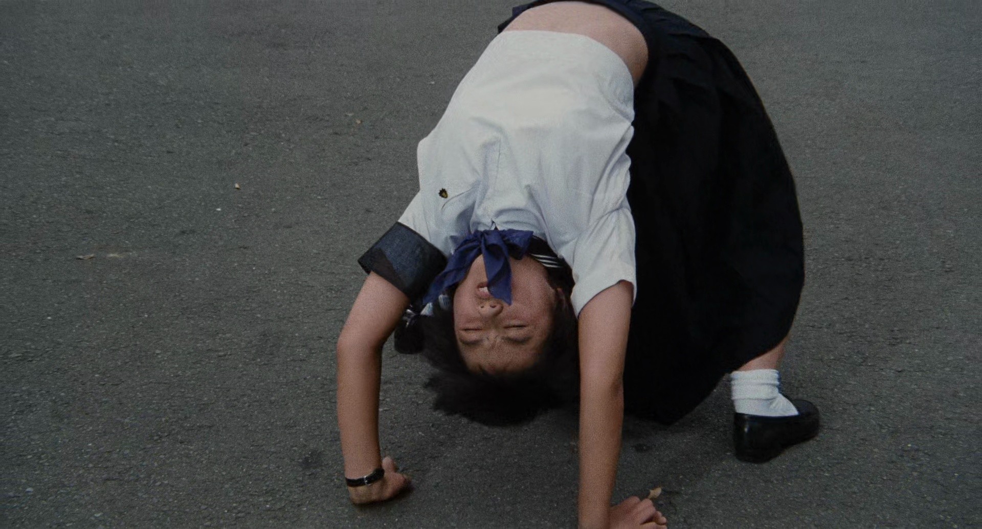 Sailor Suit and Machine Gun (1981) —  shot,  lighting