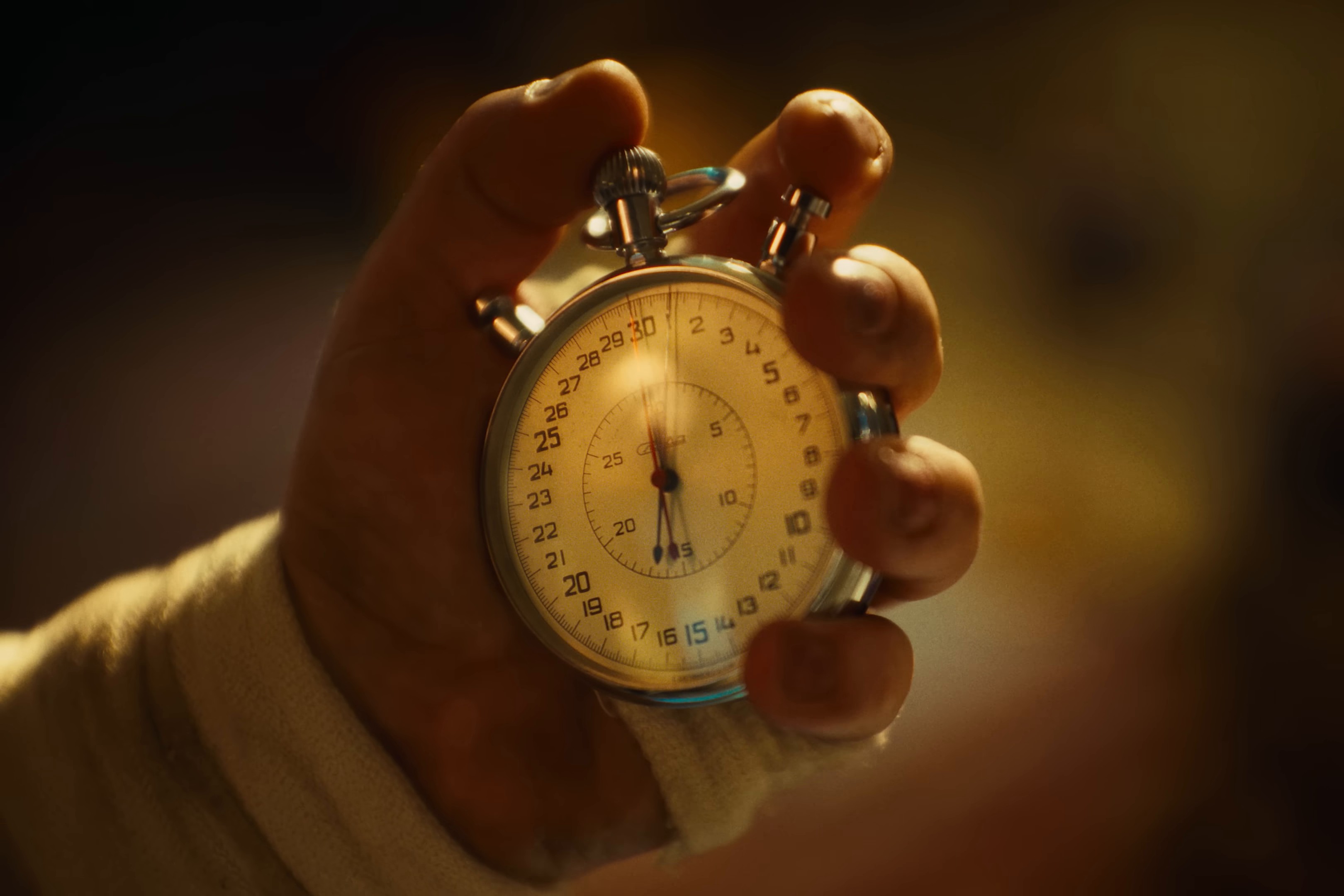 GUN (2024) —  shot,  lighting