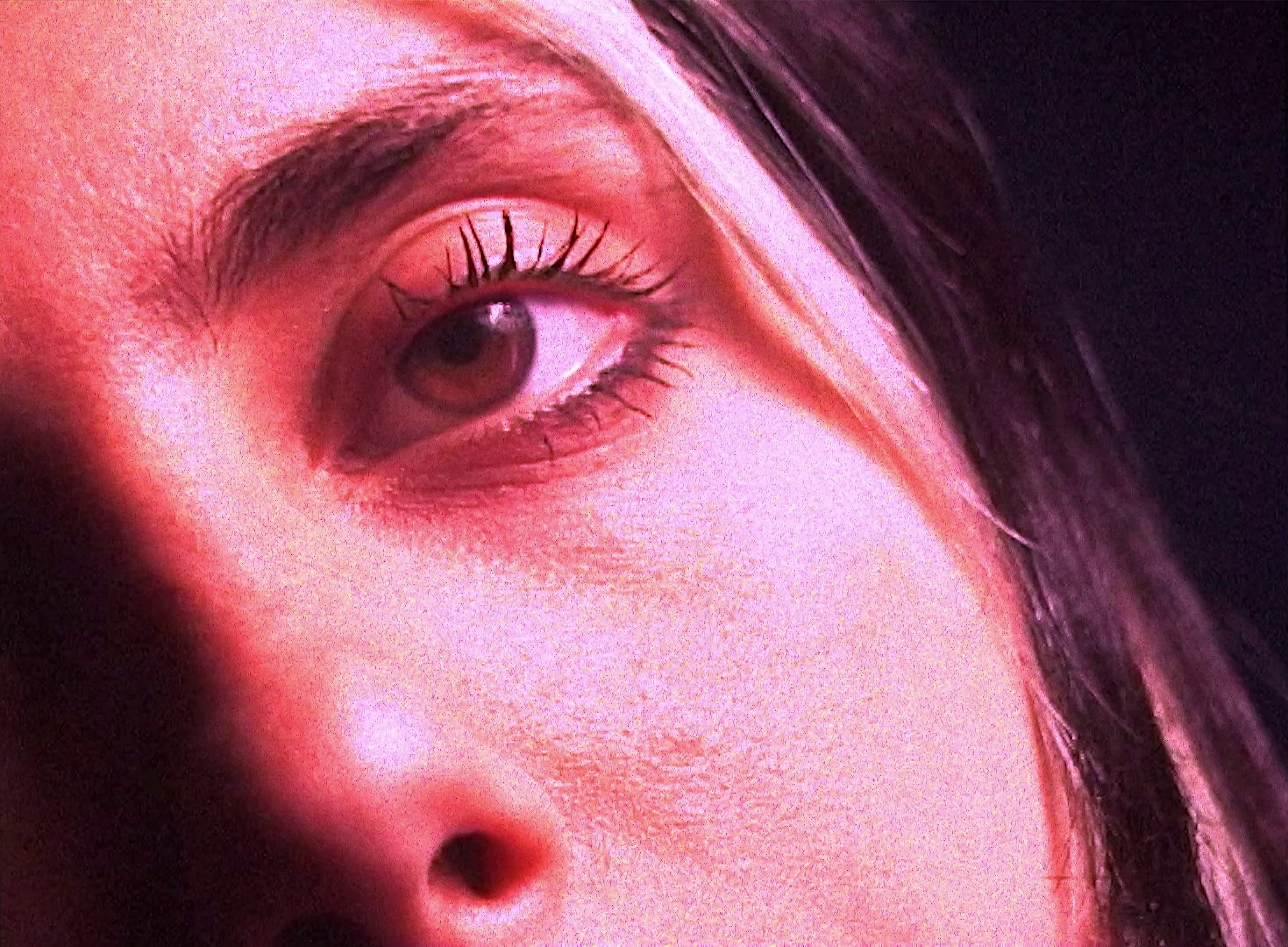 Aïe (2024) —  shot,  lighting