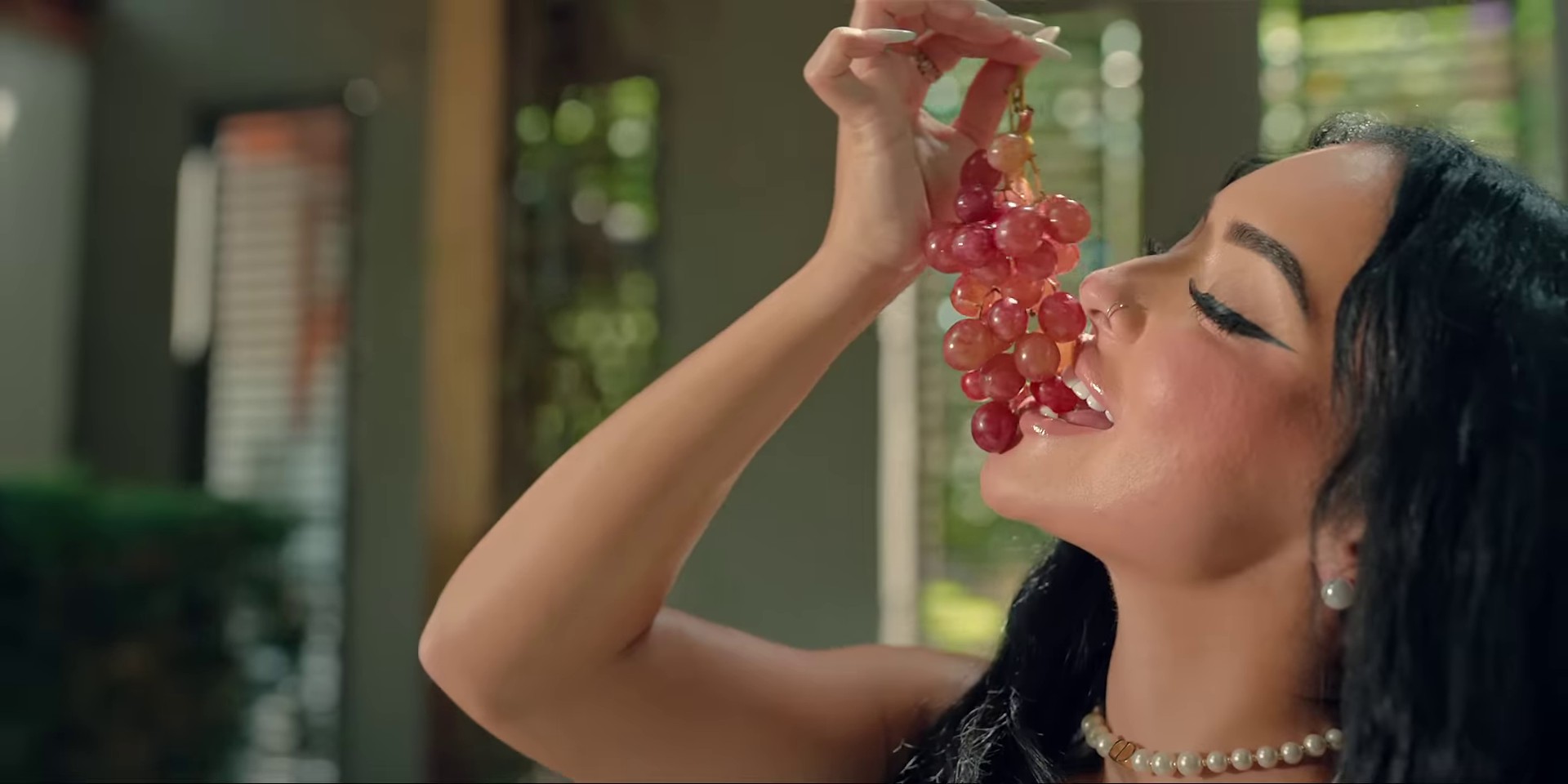 BIG TIME (2022) —  shot,  lighting