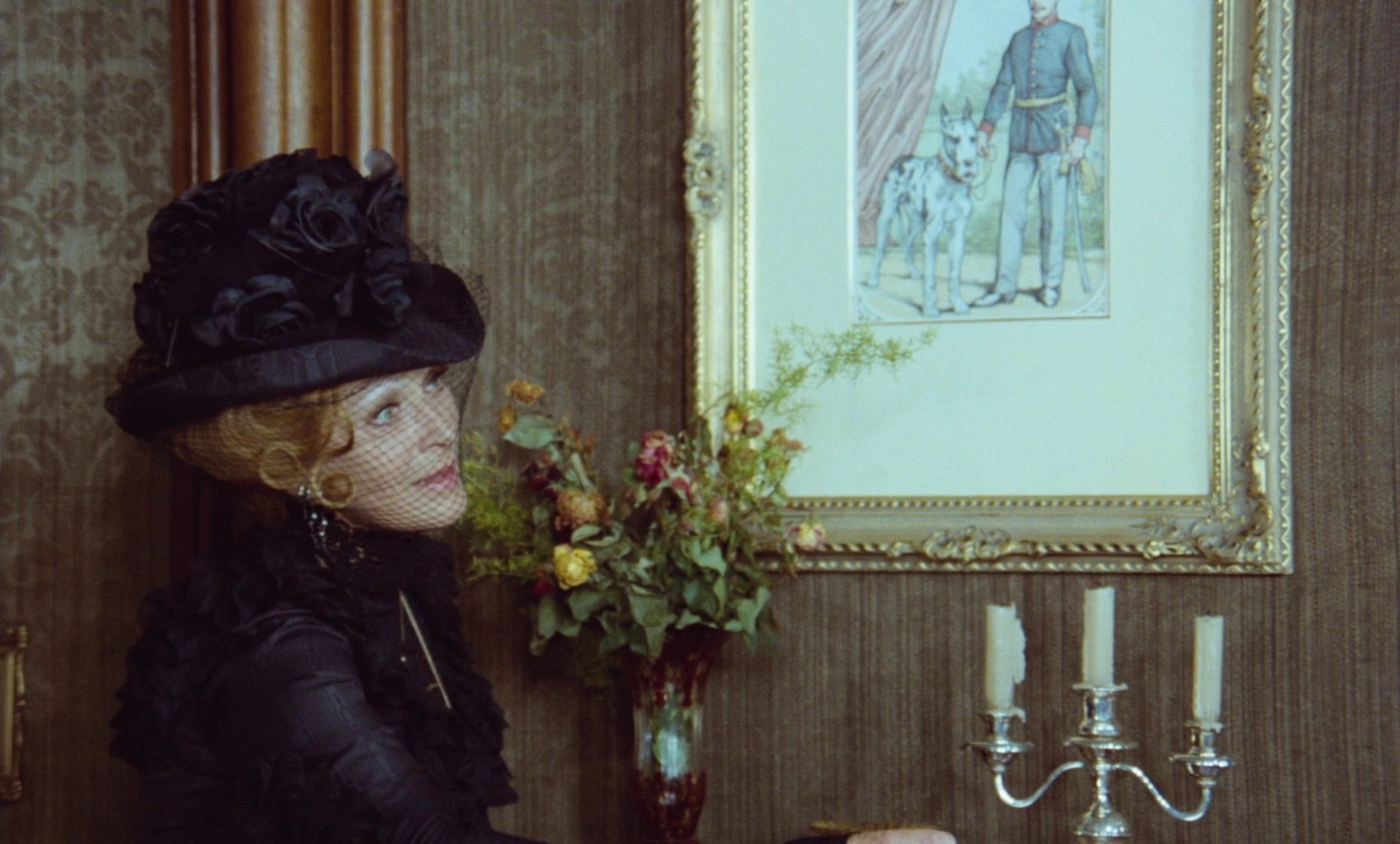 Adela Has Not Had Supper Yet (1978) —  shot,  lighting