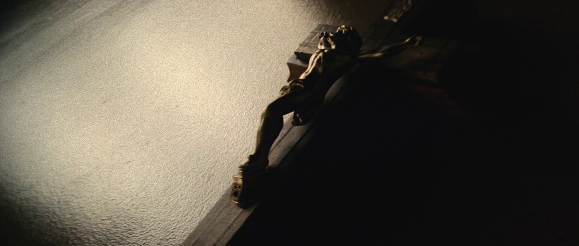 Lost Souls (2001) —  shot,  lighting