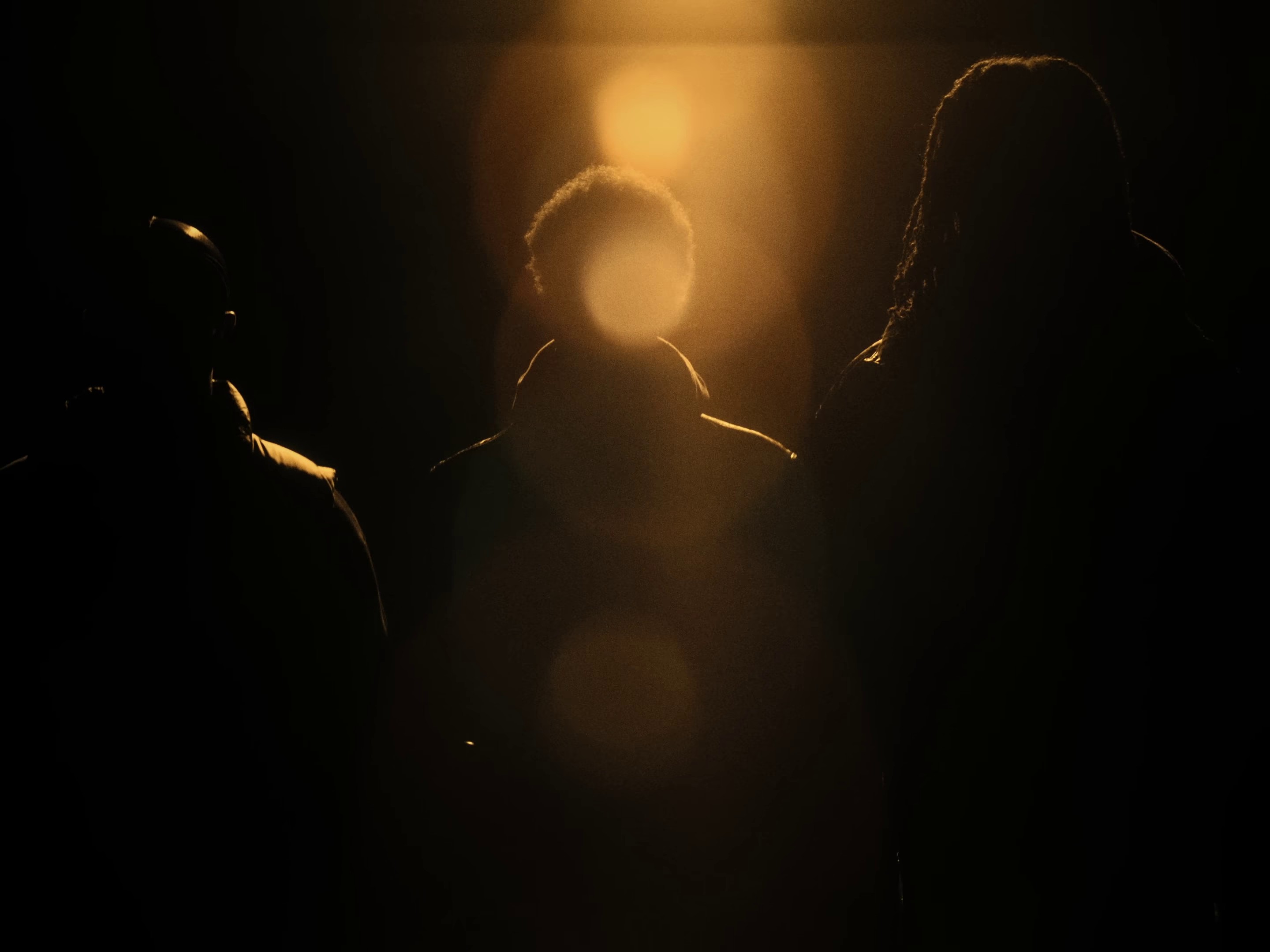 Joli (2022) —  shot,  lighting