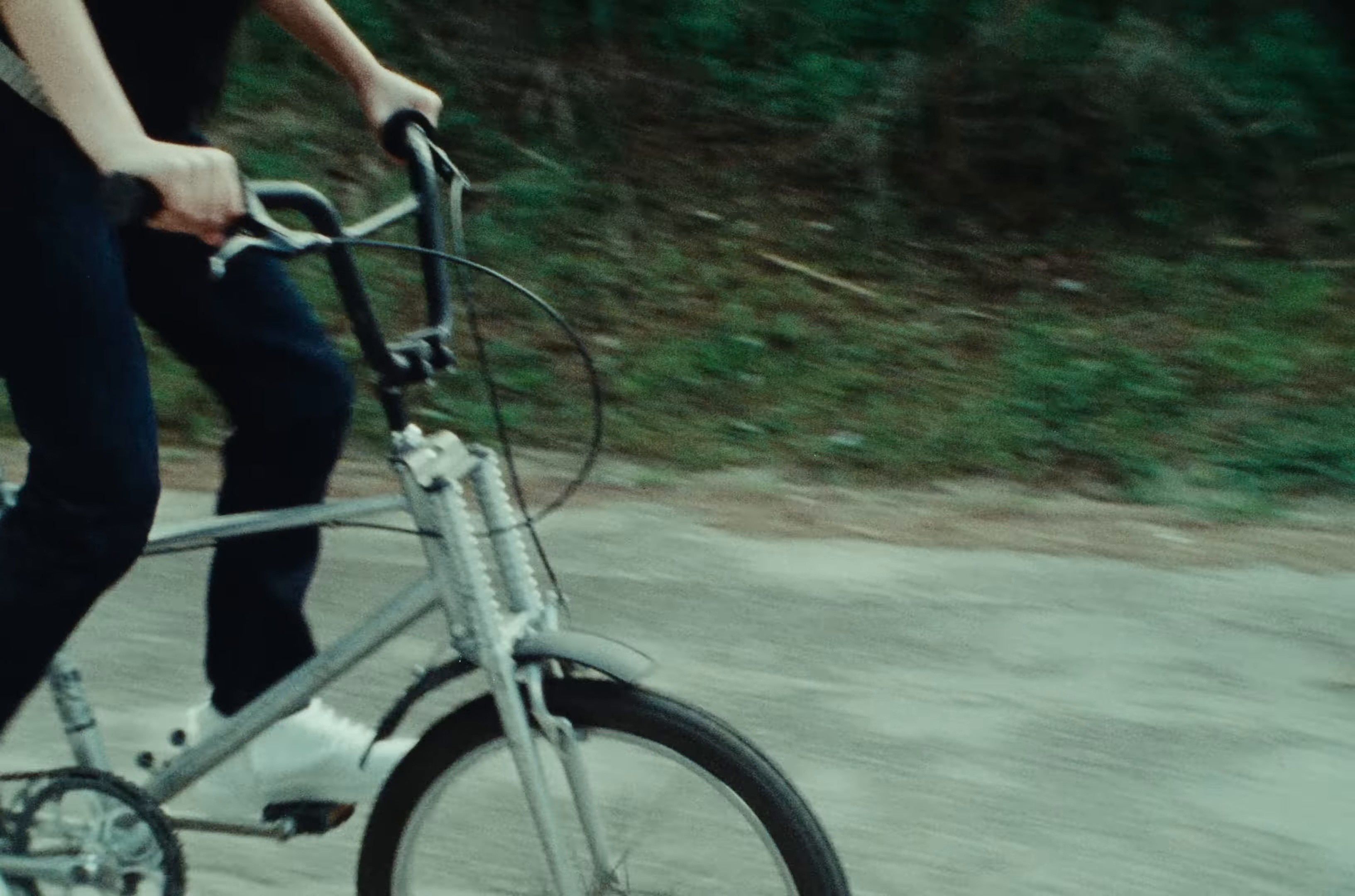 Infancia Mal Calibrada (2025) —  shot,  lighting