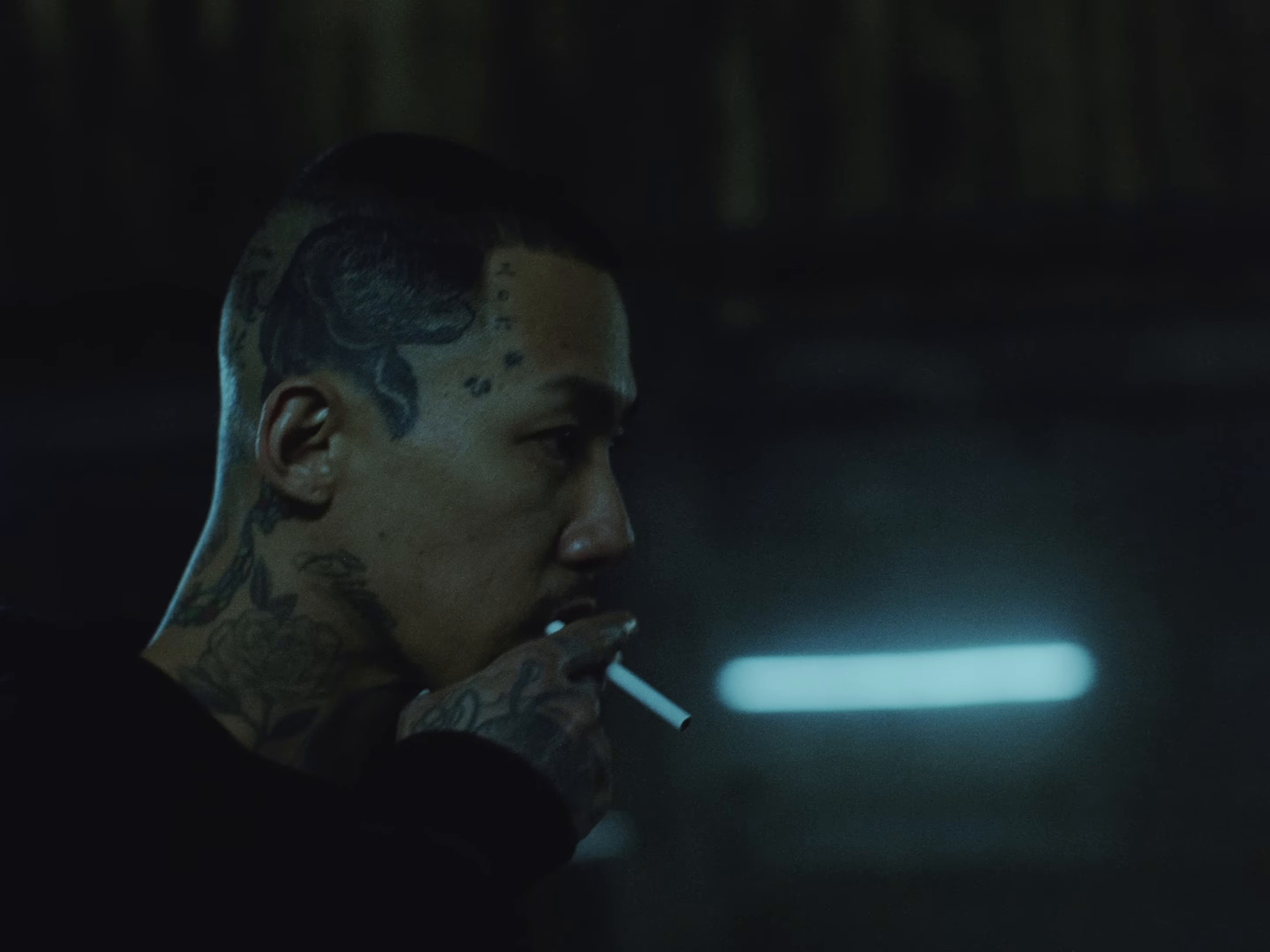 流れる (2025) —  shot,  lighting