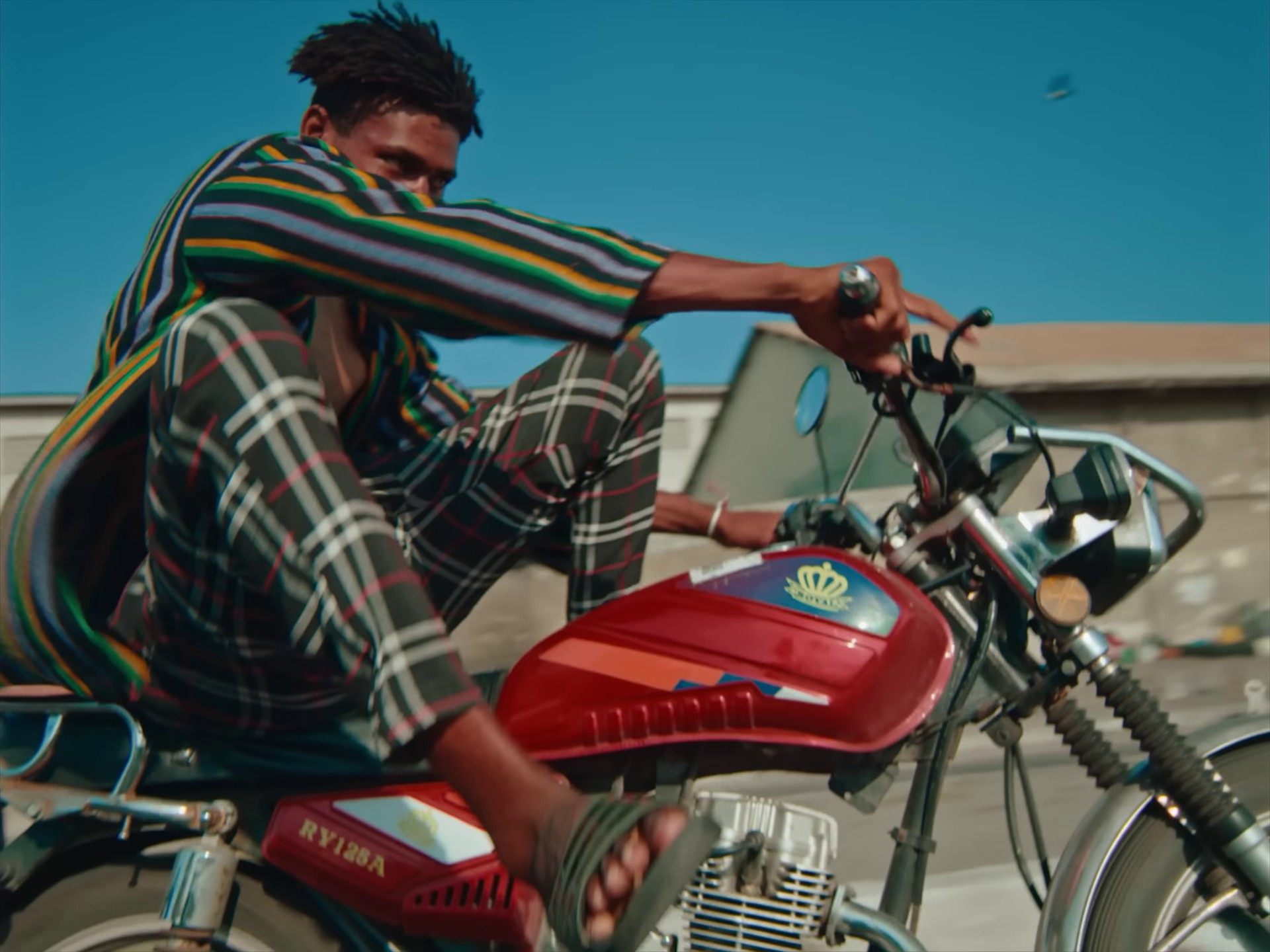 Patek (2022) —  shot,  lighting