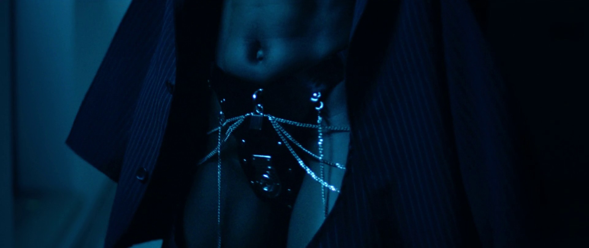 Easy To Do (2018) —  shot,  lighting