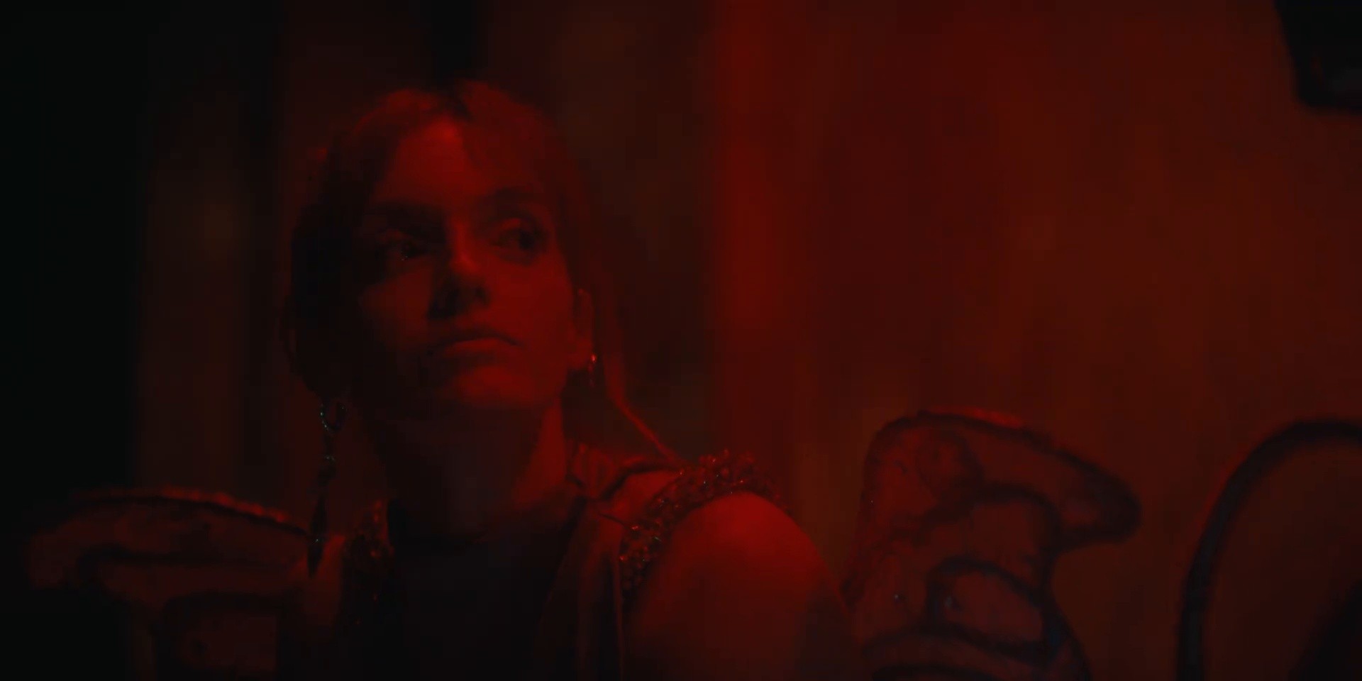 HORS DU TEMPS (2025) —  shot,  lighting