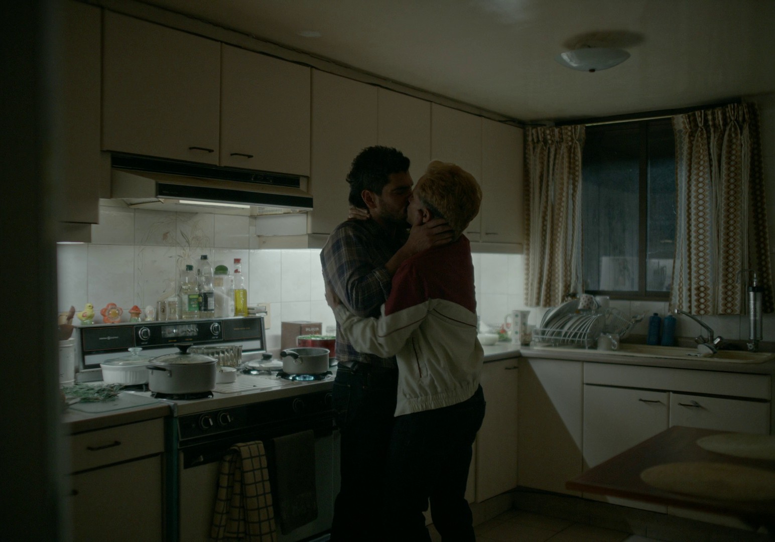 Cassandro (2023) —  shot,  lighting