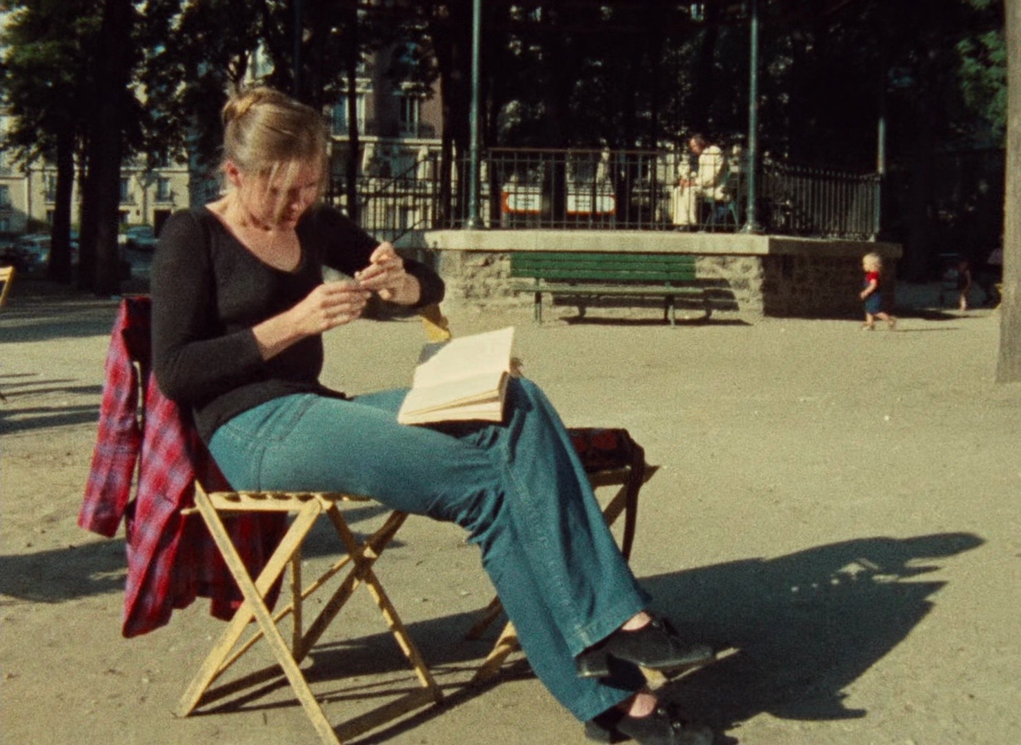Celine and Julie Go Boating (1975) —  shot,  lighting