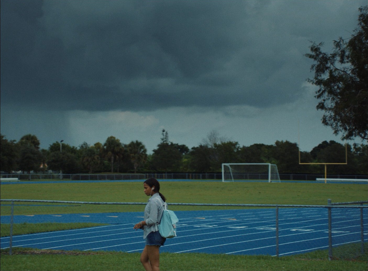 Waves (2019) —  shot,  lighting