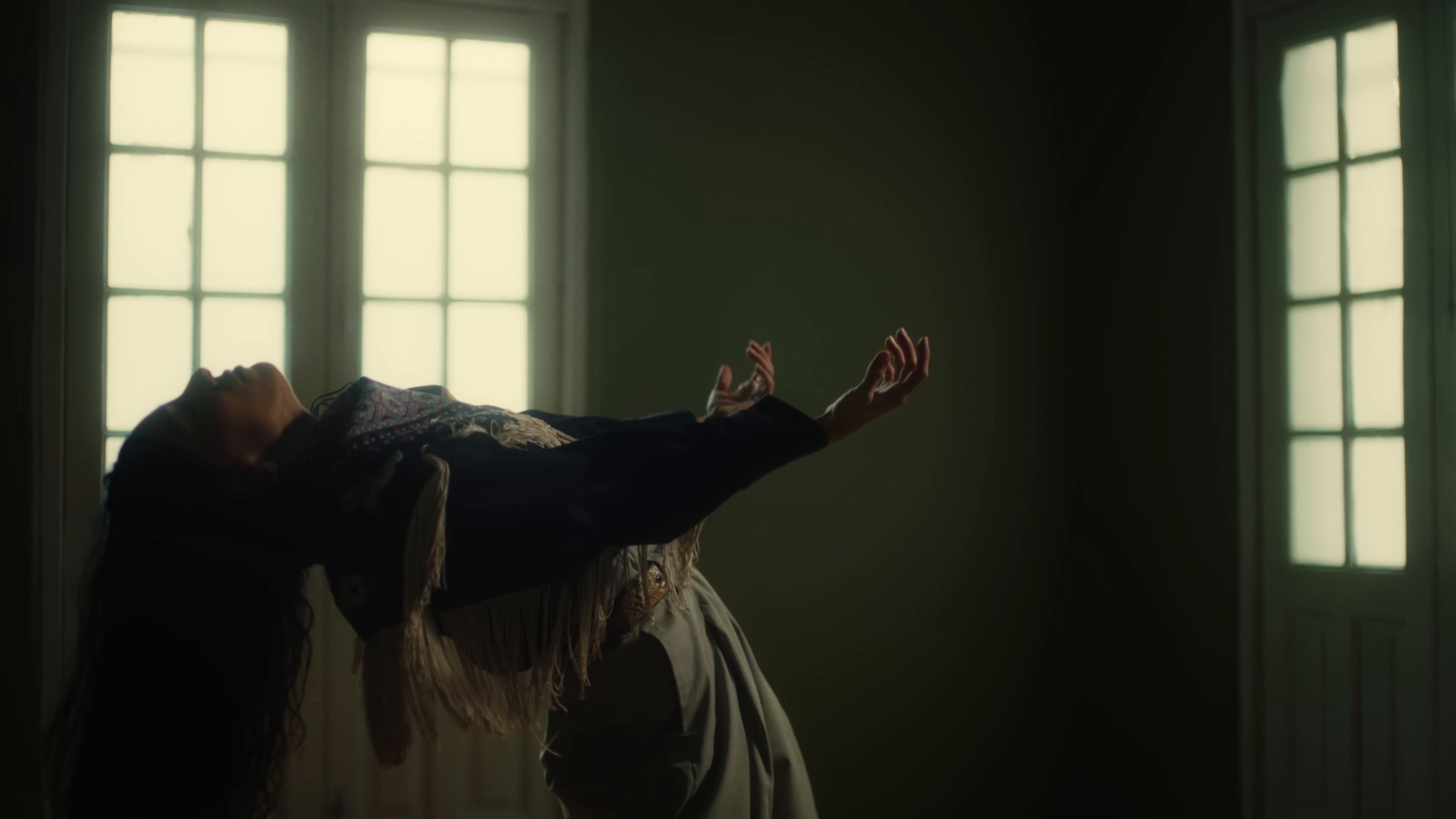 Fetiche (2025) —  shot,  lighting