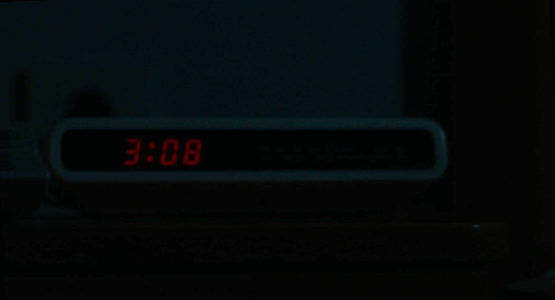  Aftersun (2022) —  shot,  lighting