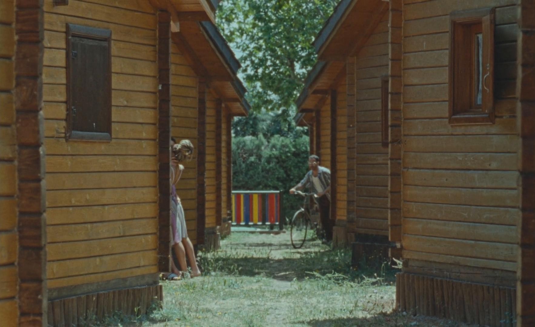 sexo en la playa (2023) —  shot,  lighting