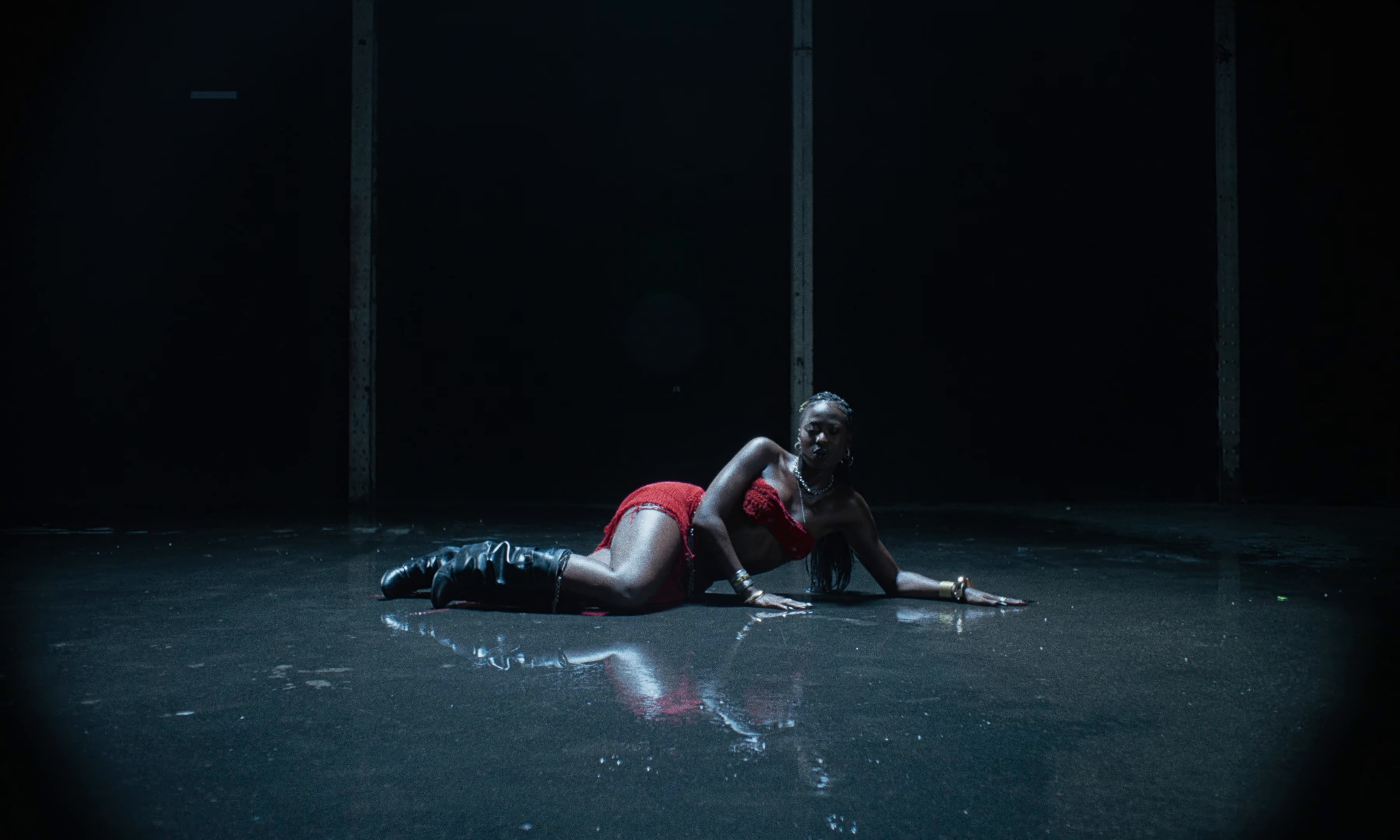 MON AMOUR (2025) —  shot,  lighting