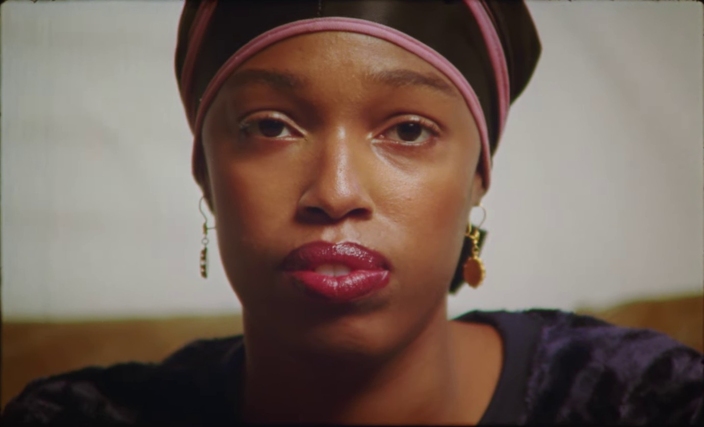 Money Shows (2024) —  shot,  lighting