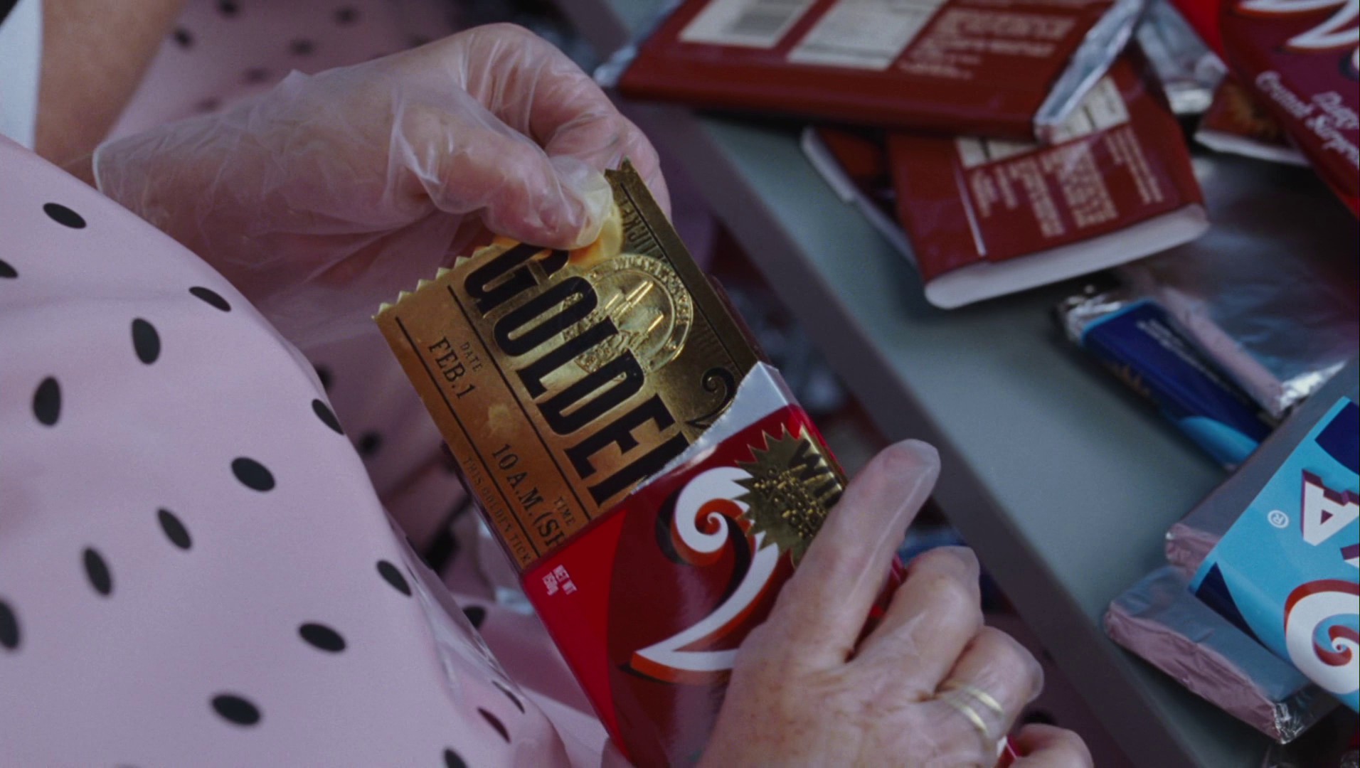 Charlie and the Chocolate Factory (2005) —  shot,  lighting