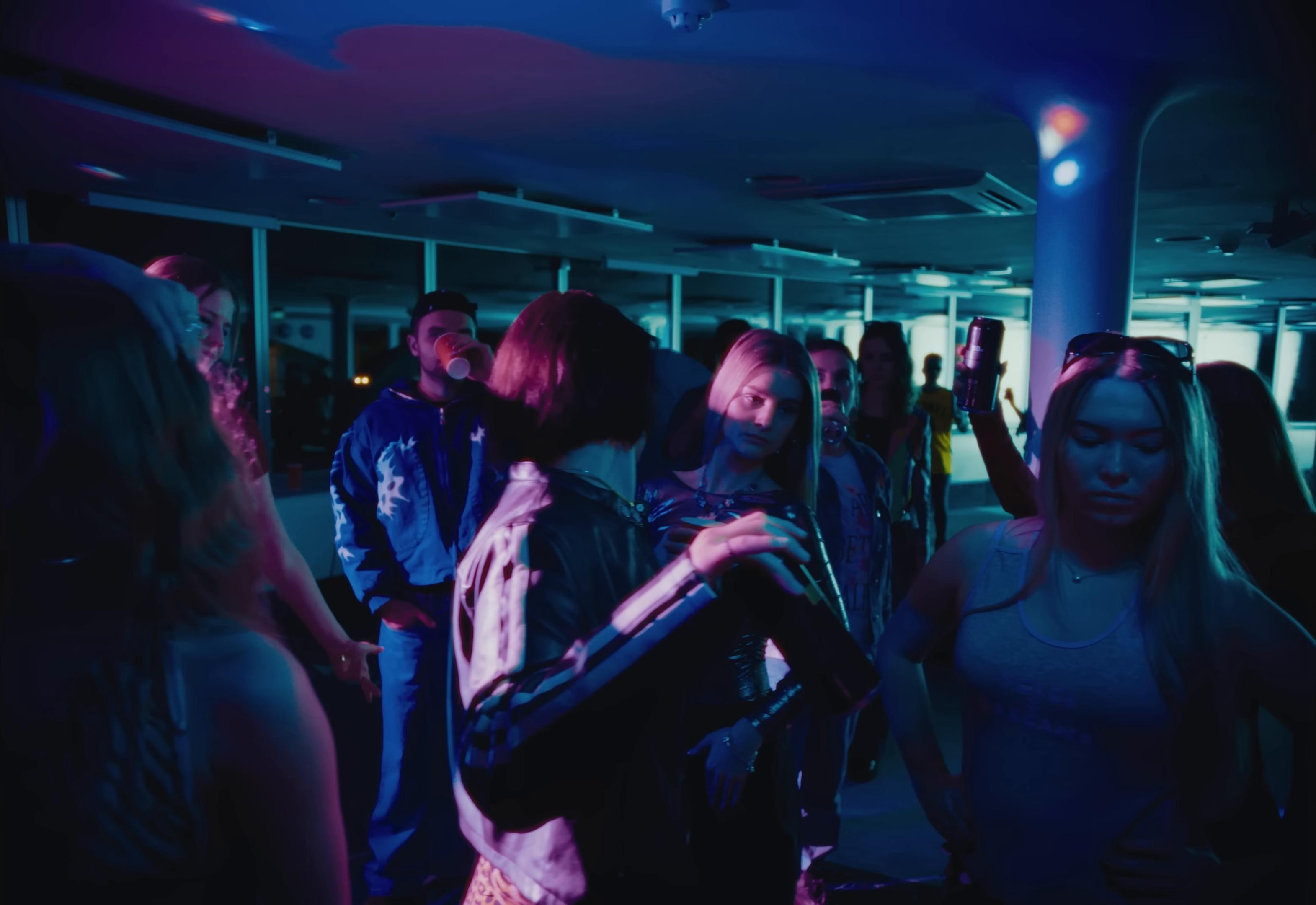 Keerleb (2025) —  shot,  lighting