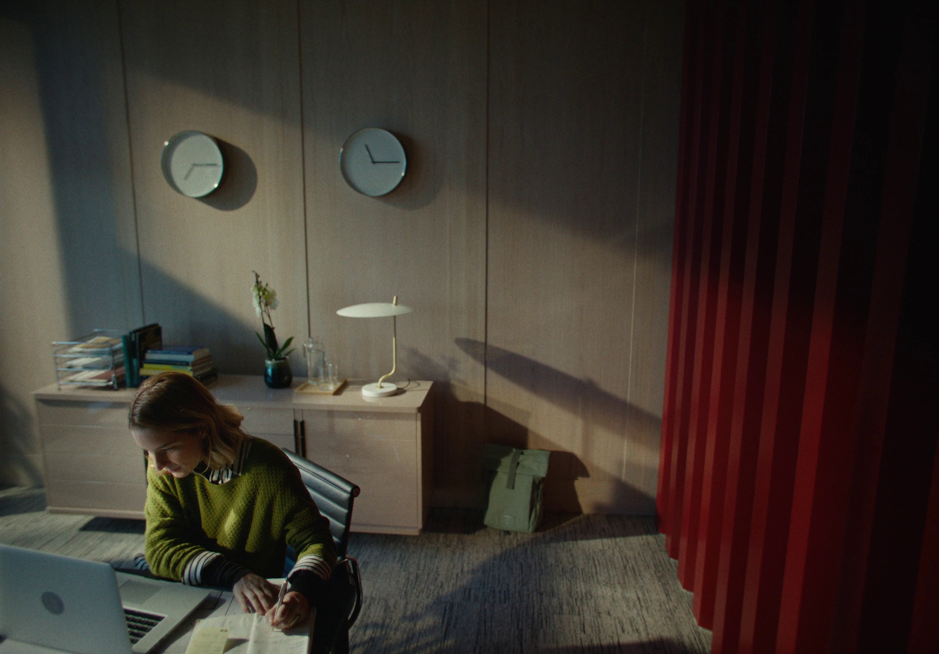 AG1 - Athletic Greens [Directors Cut] (2024) —  shot,  lighting