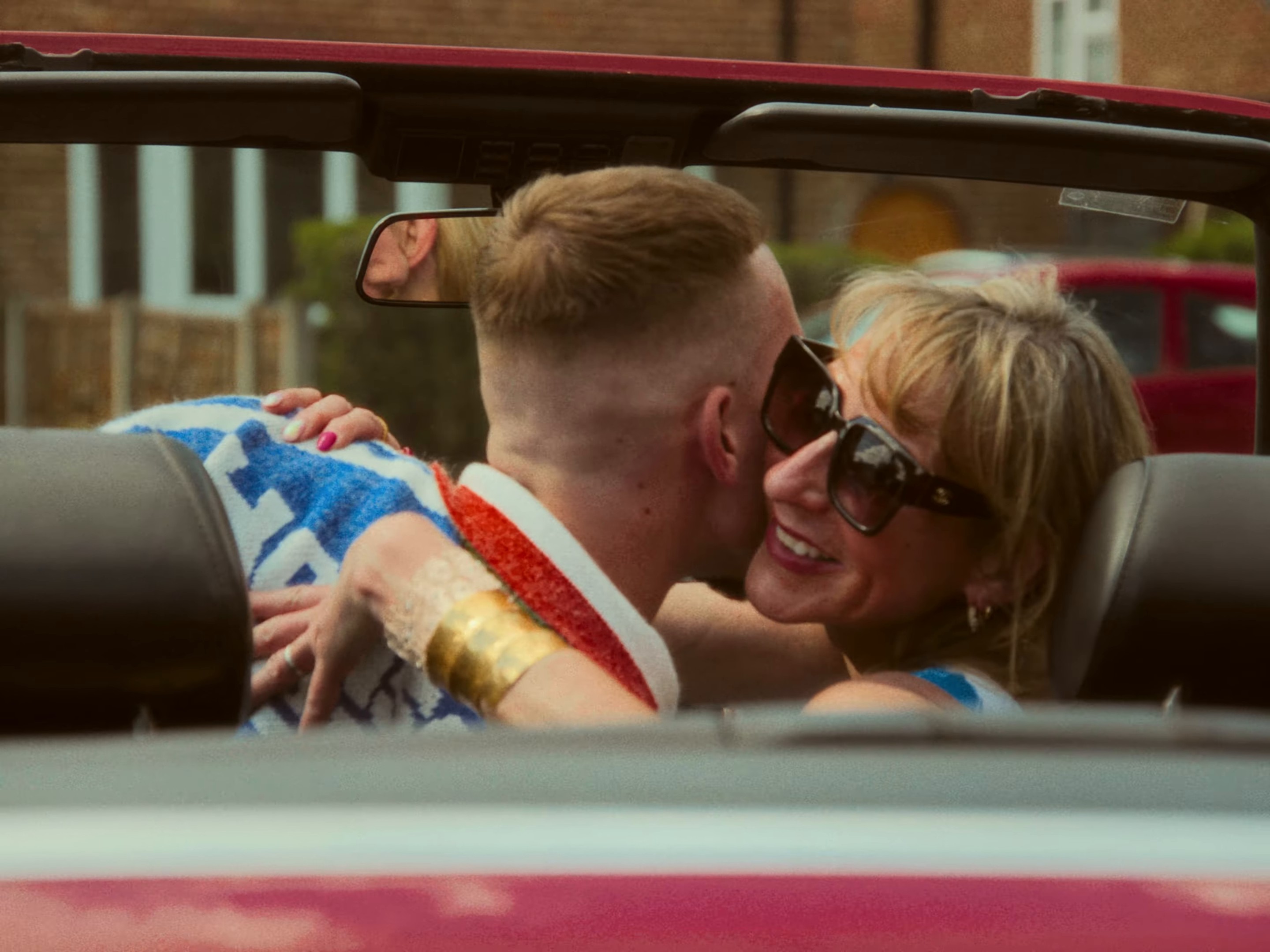 CASH LEGALE (2024) —  shot,  lighting