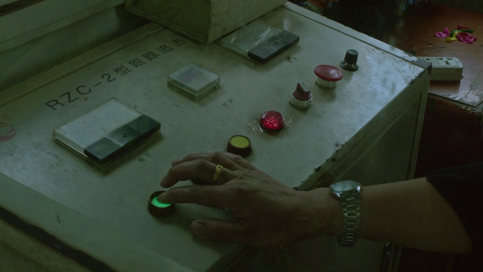 Kaili Blues (2016) —  shot,  lighting