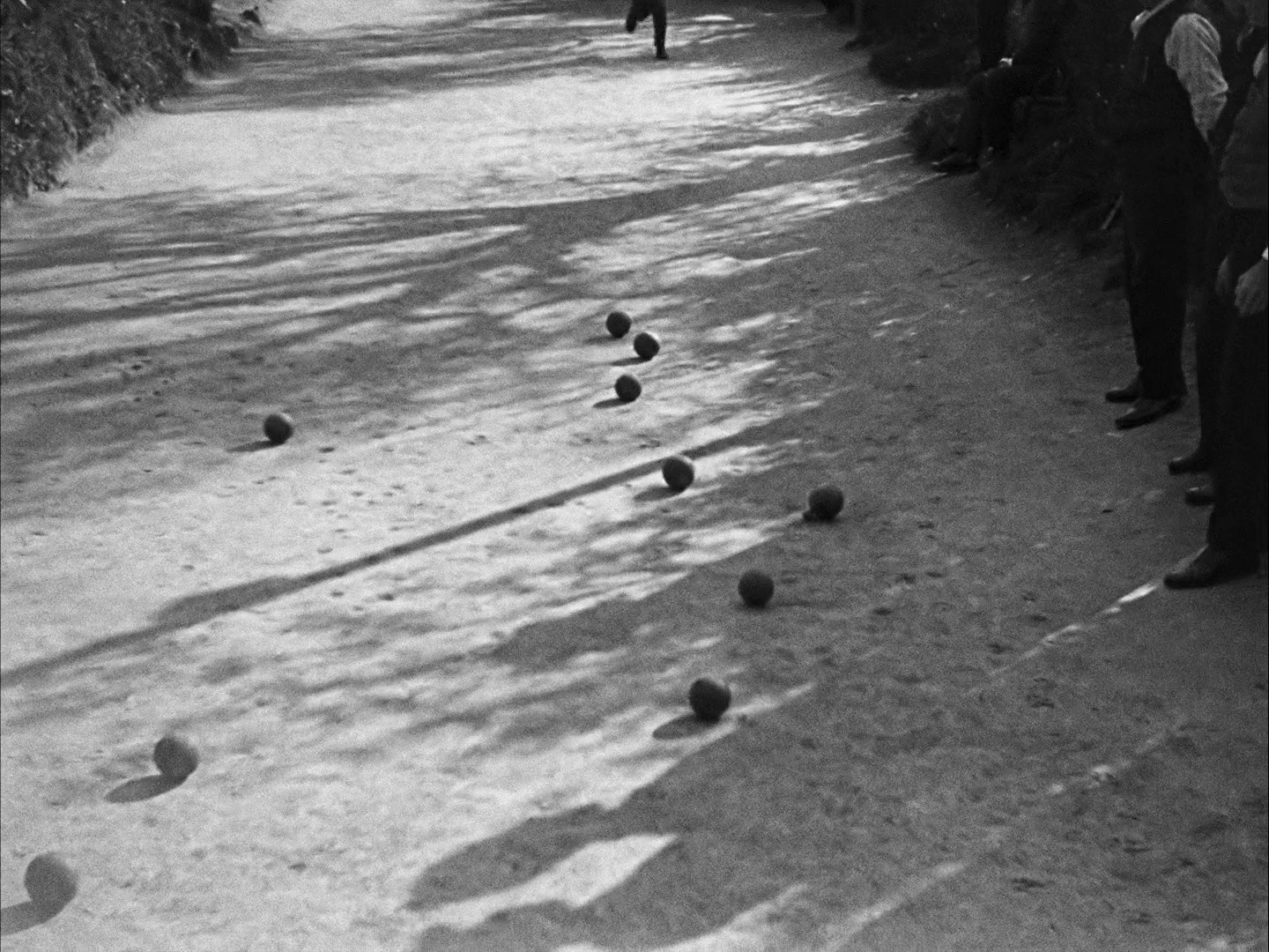 À Propos de Nice (1930) —  shot,  lighting